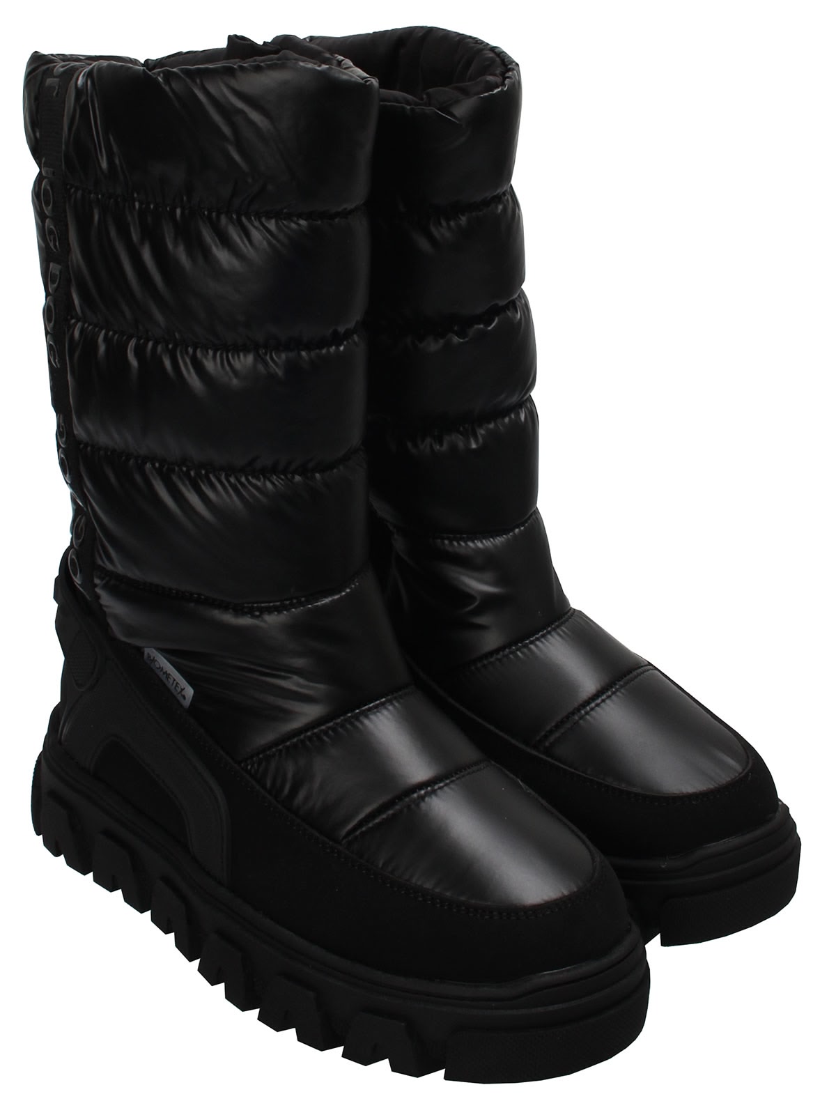 Черные блестящие сапоги