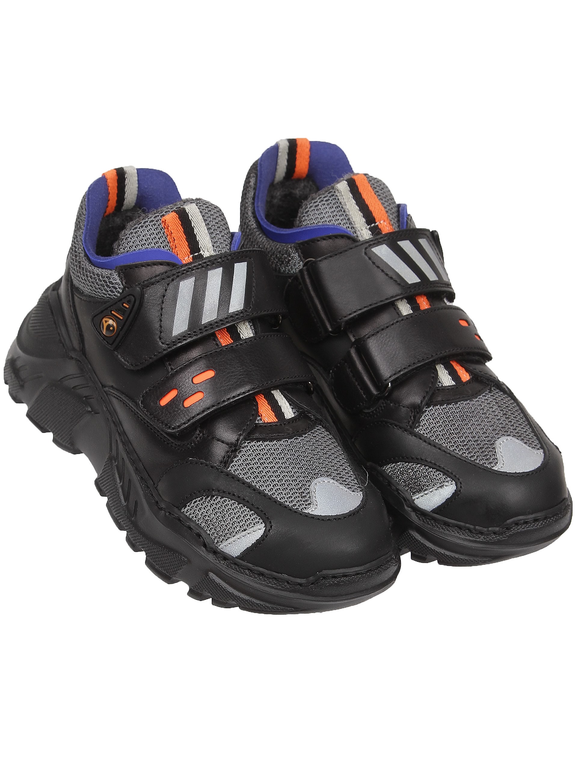 Утепленные кроссовки