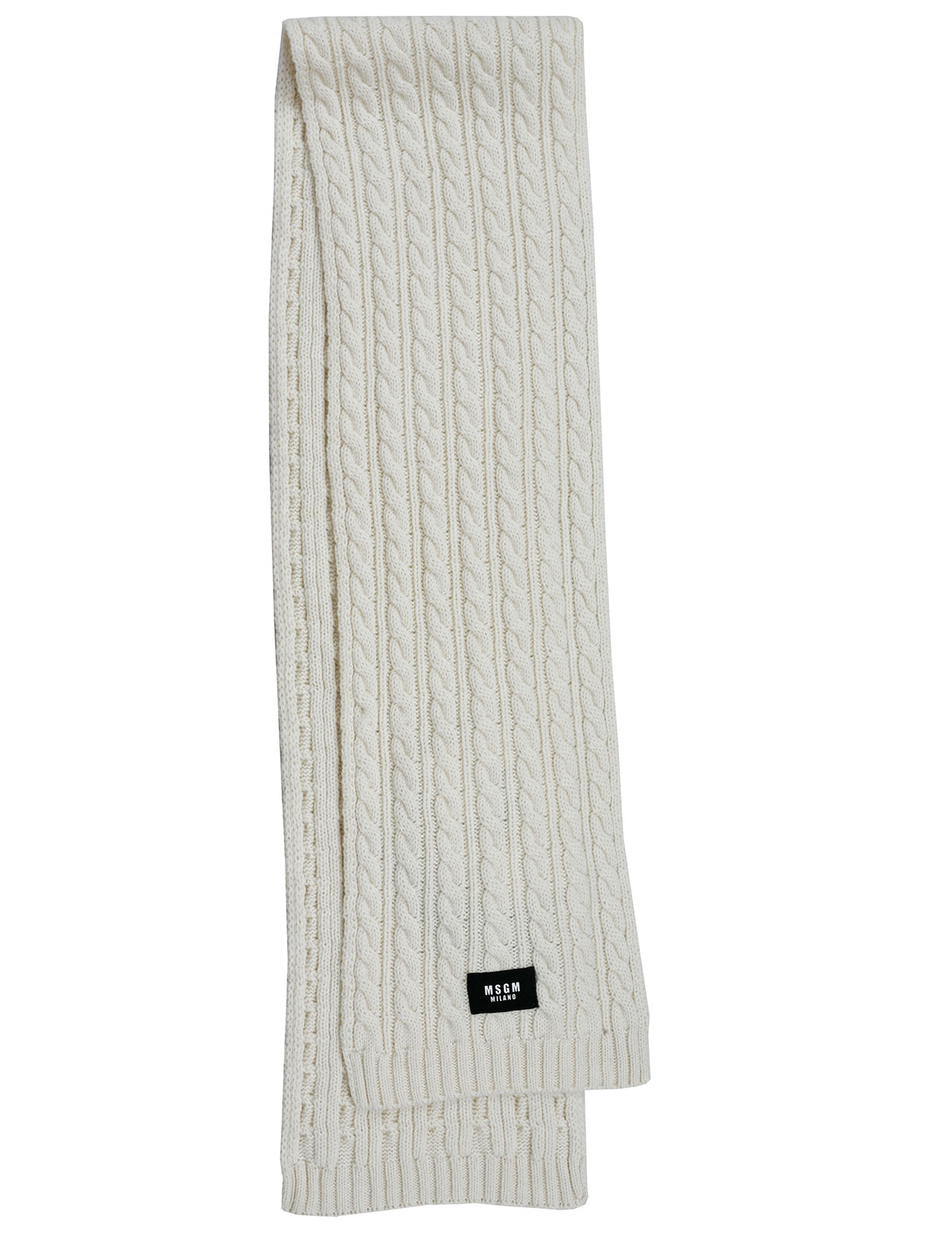 Кремовый шарф в косичку