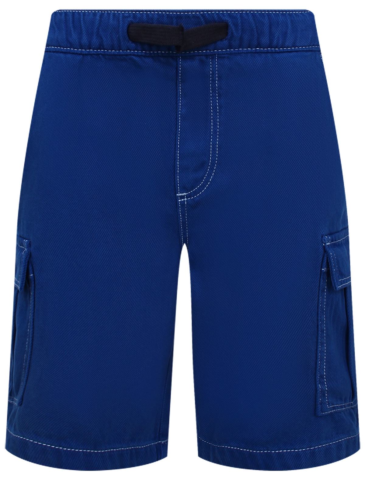 Синие шорты