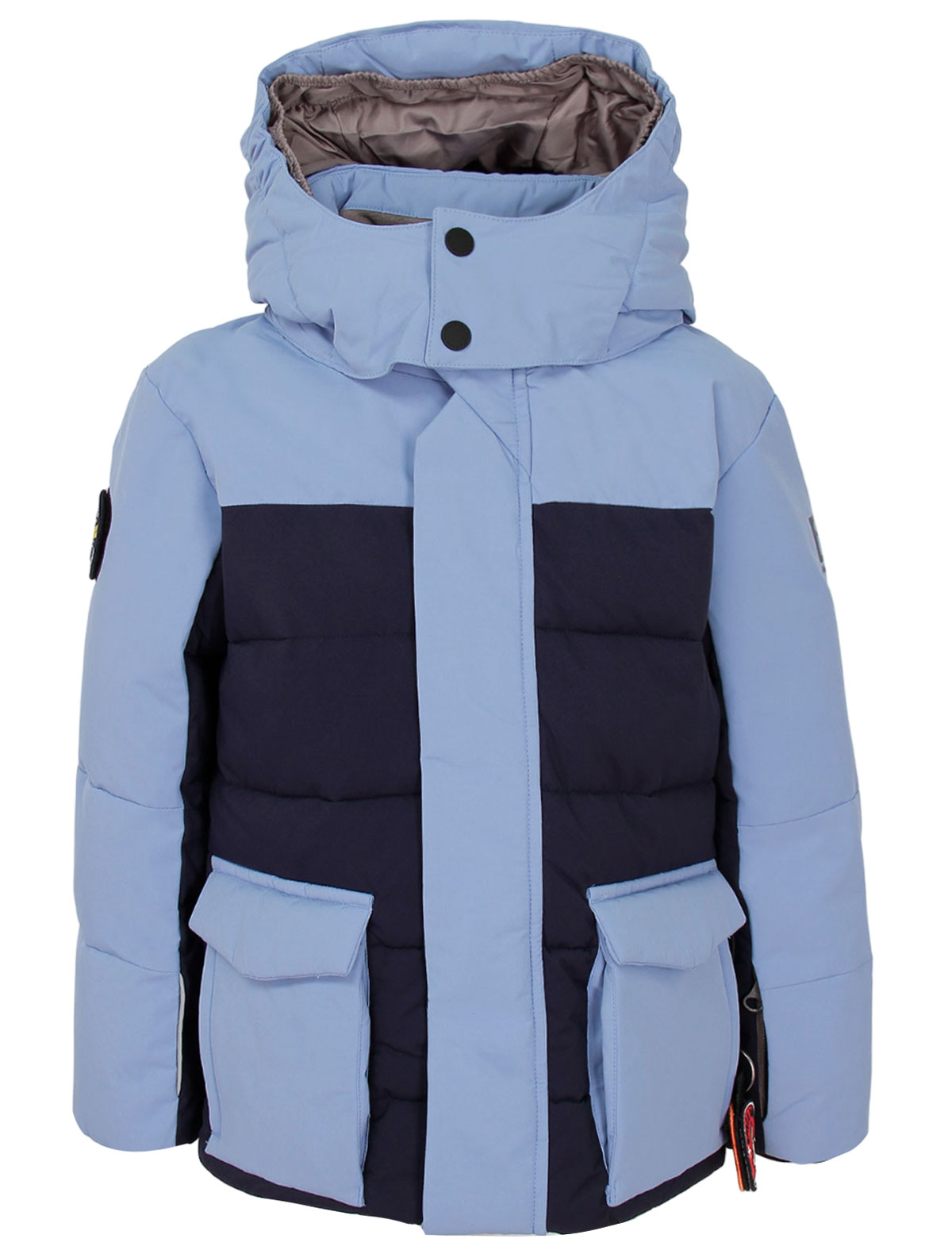Голубая куртка с тёмно-синими вставками