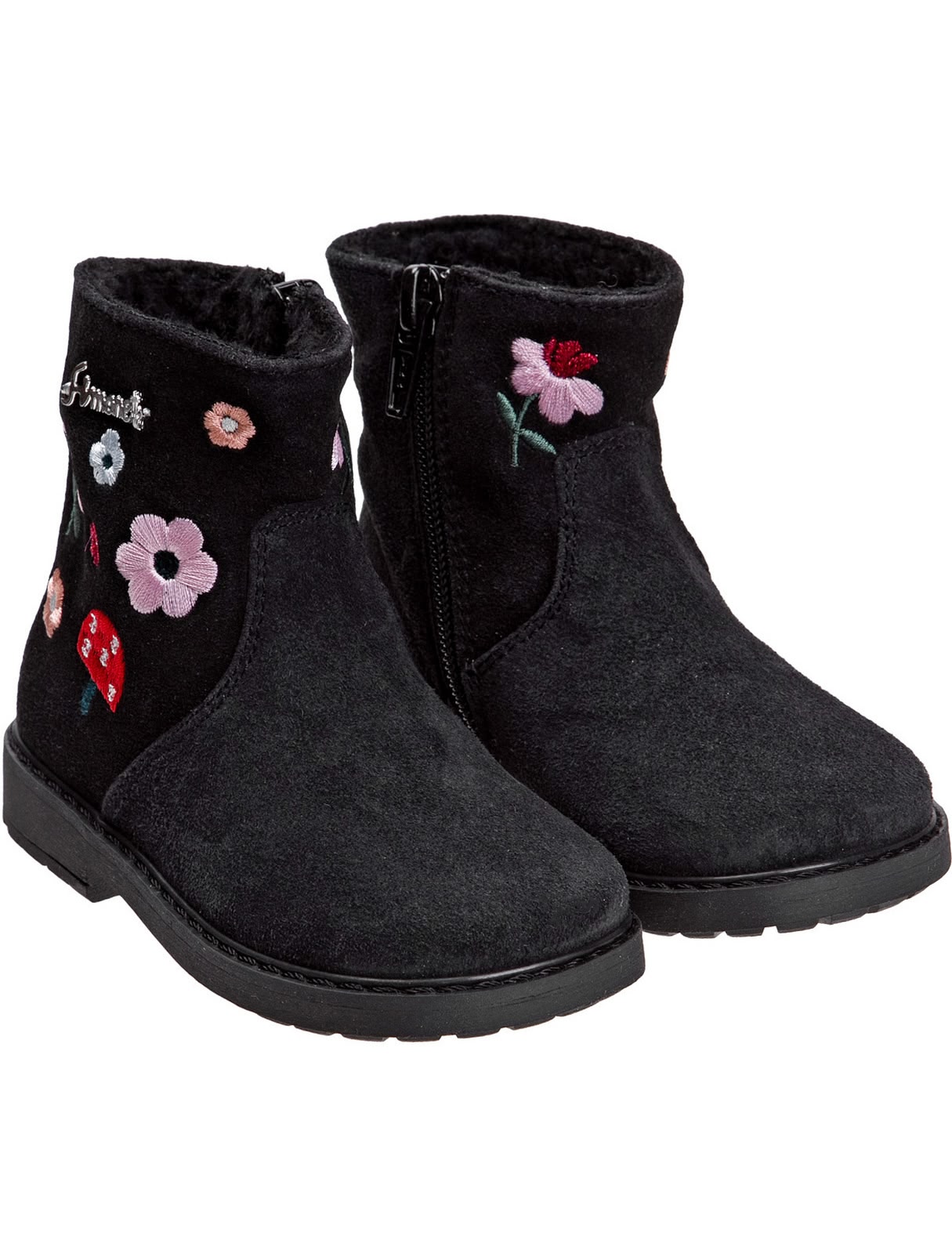 Замшевые полусапоги с вышивками