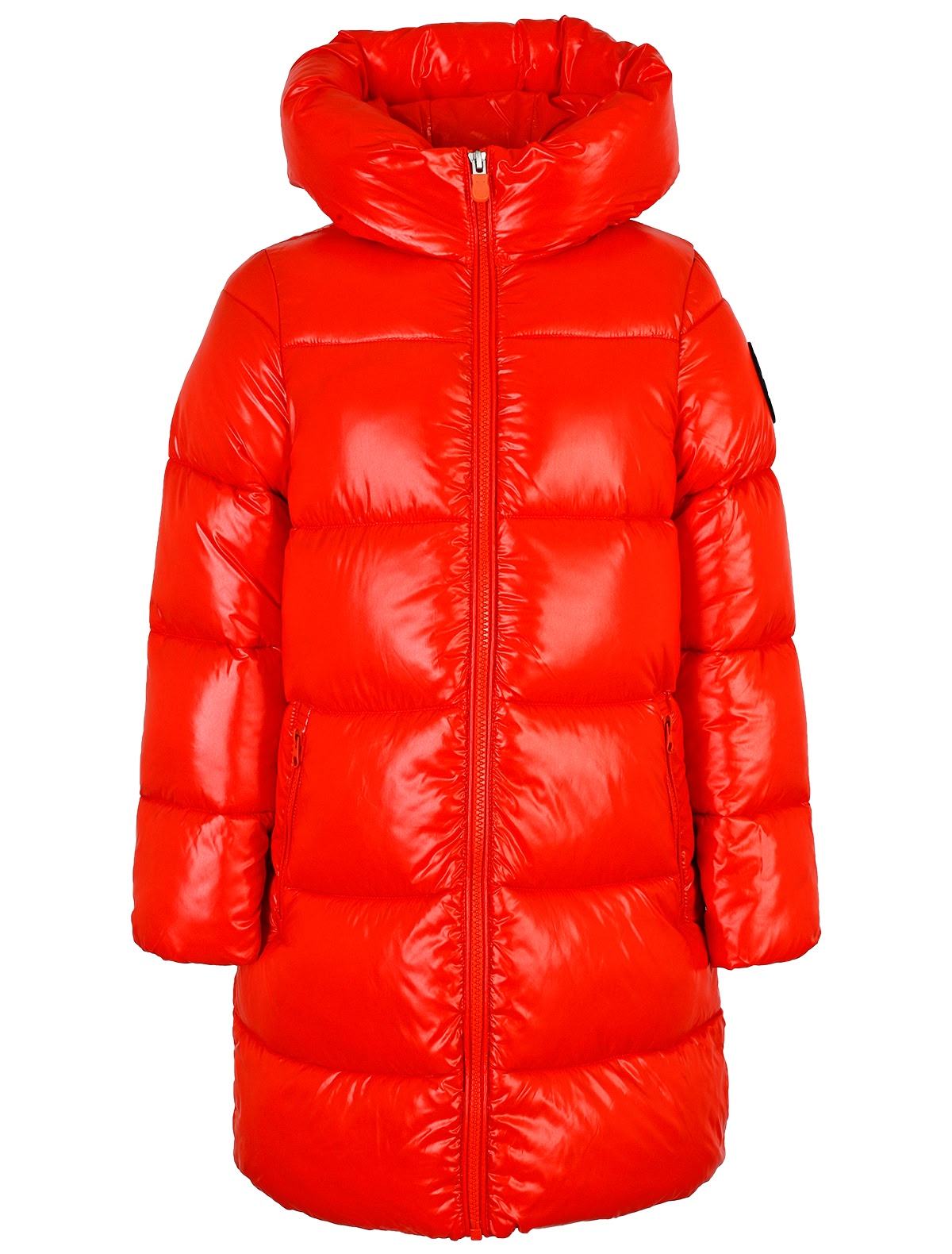 Красное пальто с капюшоном