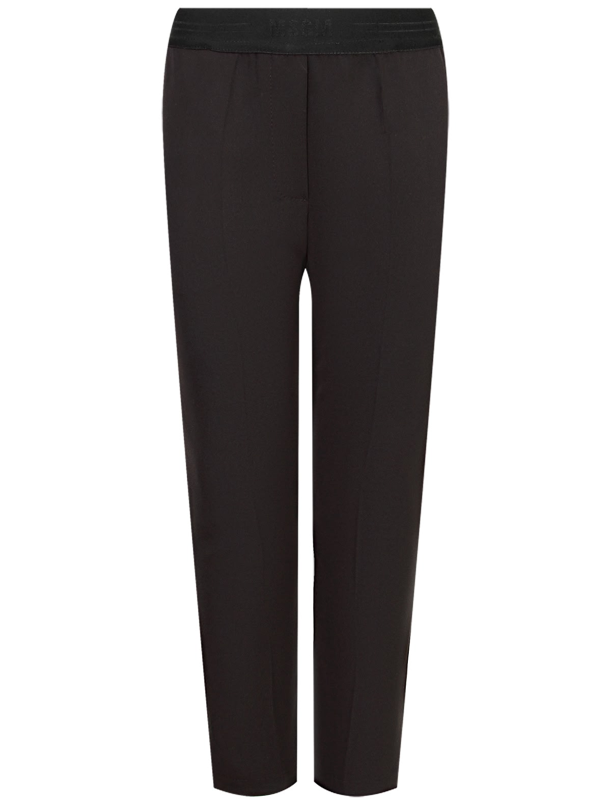 Черные брюки со стрелками