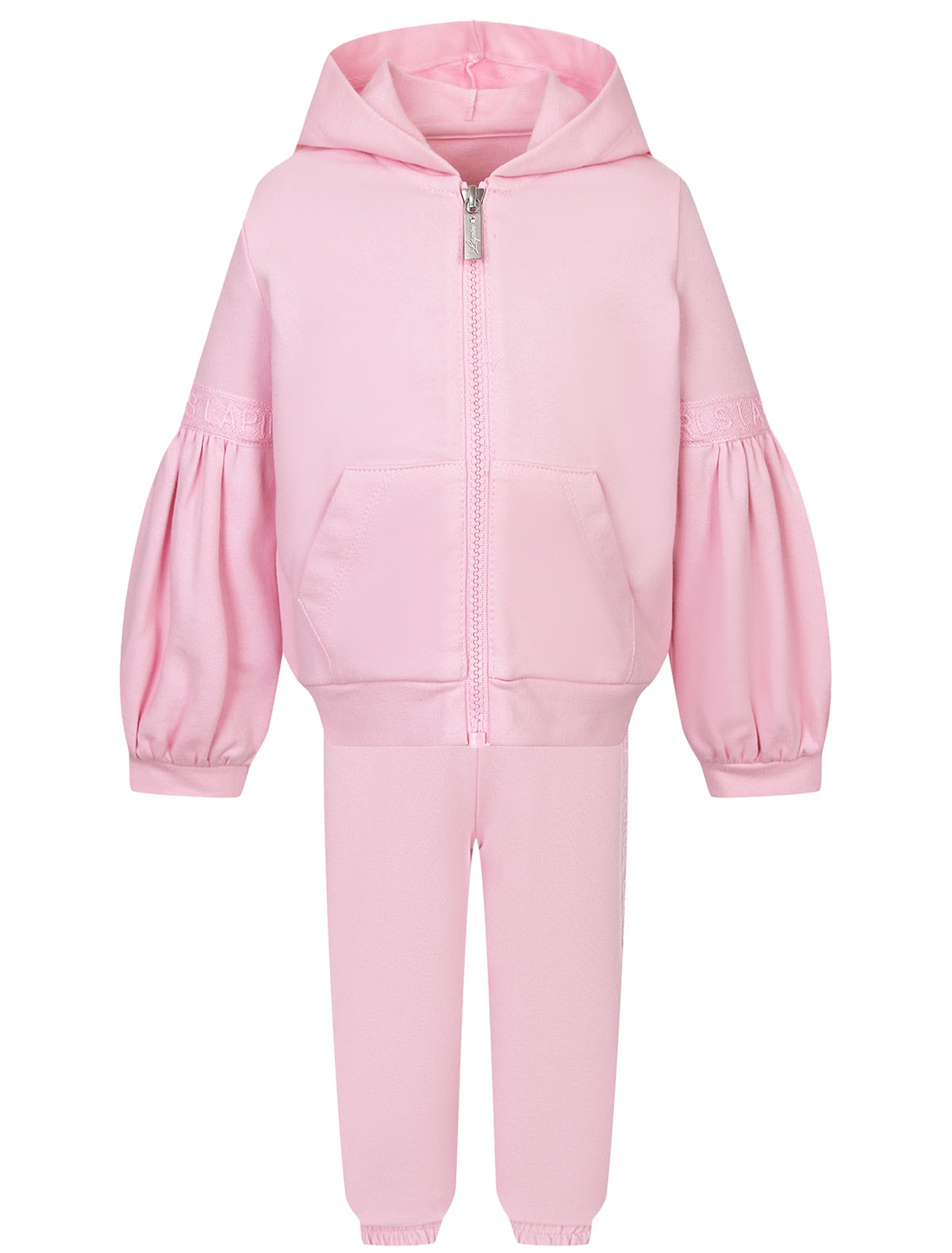 Розовый спортивный костюм