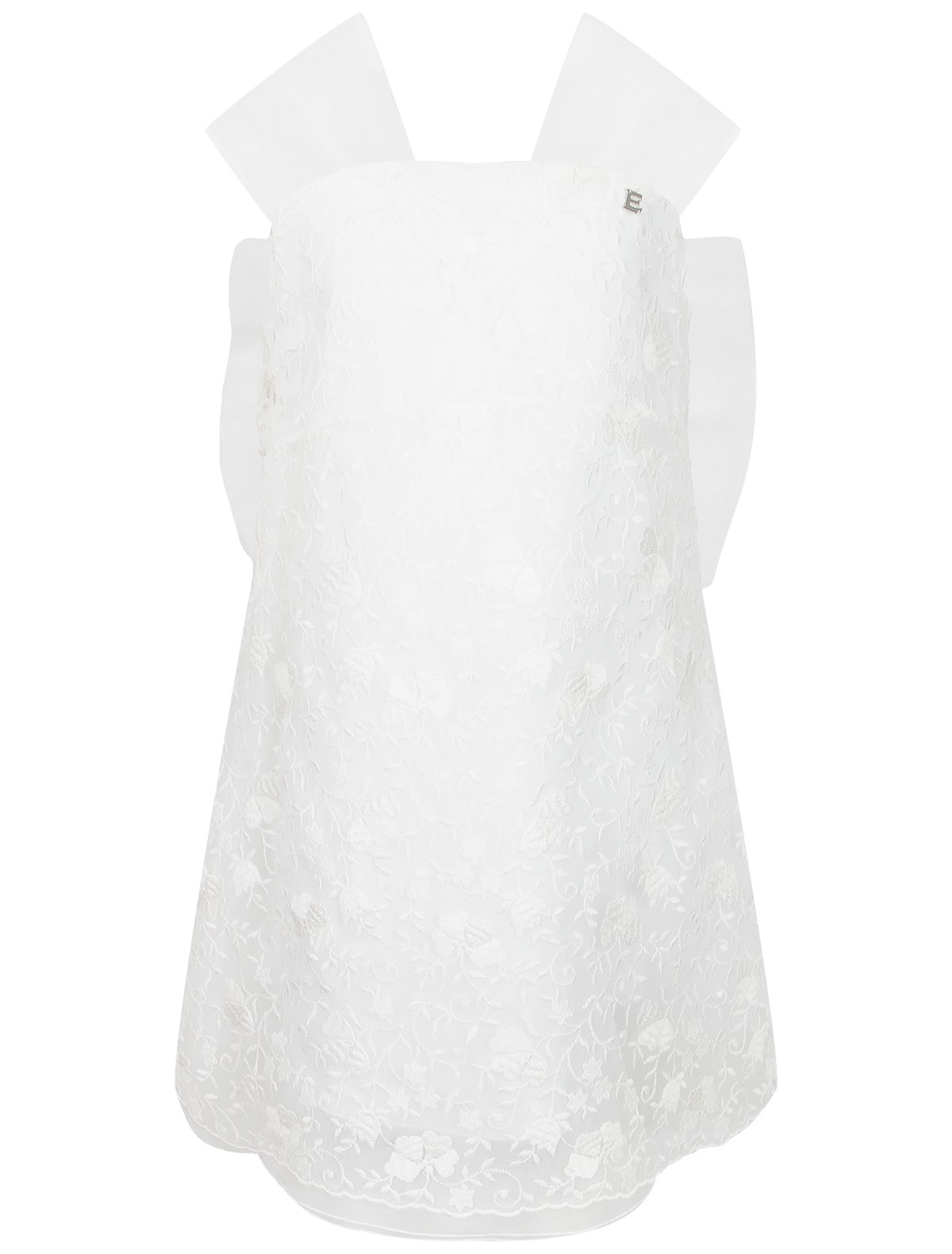 Белое платье с тюлевым слоем