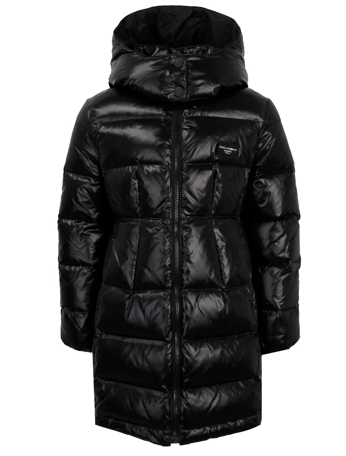 Чёрный пуховик с капюшоном