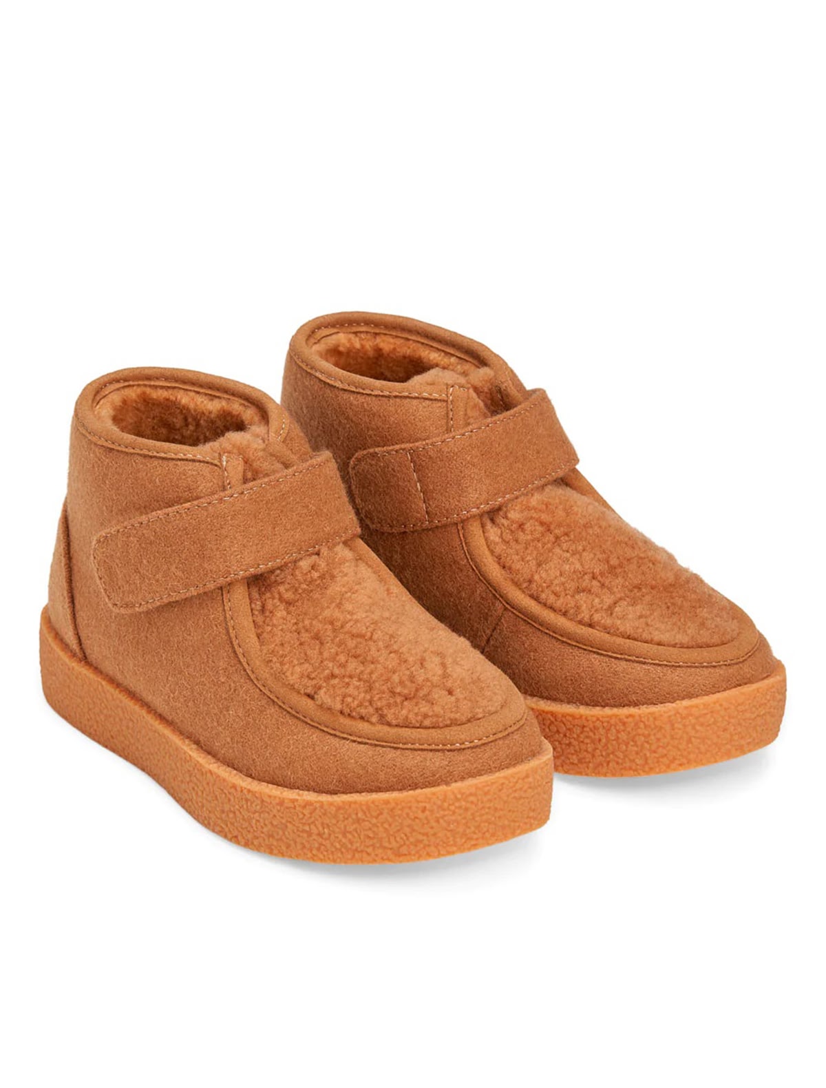 Бежевые меховые ботинки