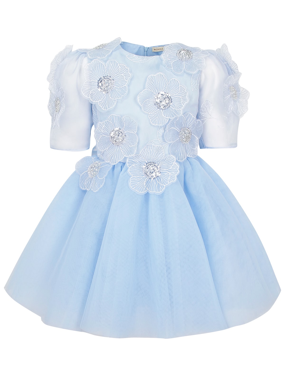 Голубое платье с цветочной аппликацией