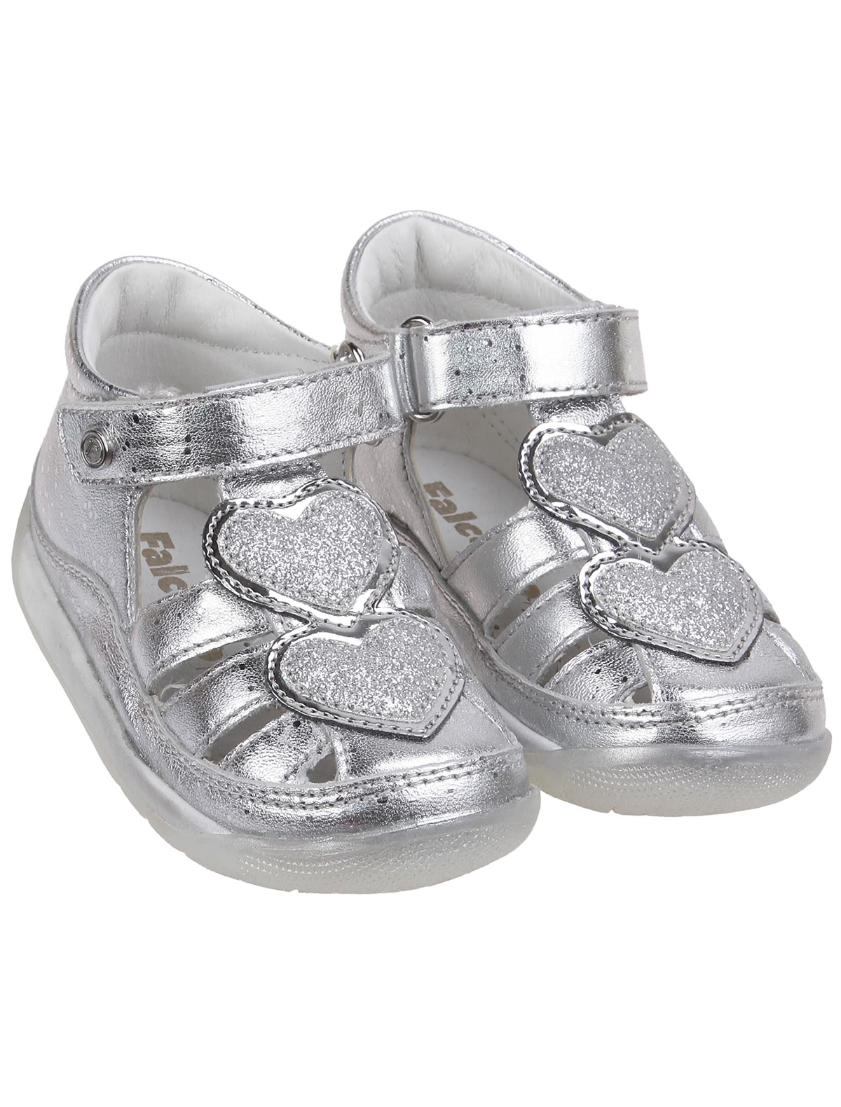 Кожаные туфли с сердечками