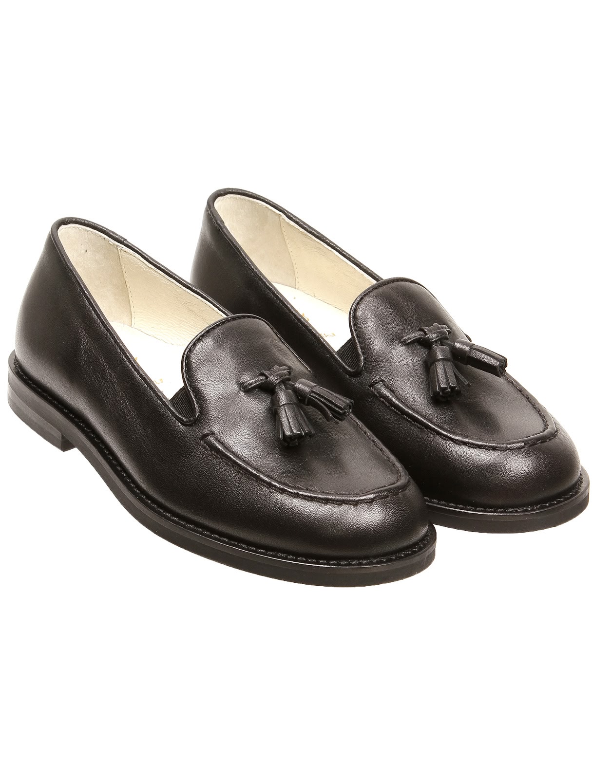 Лоферы из натуральной кожи с кисточками