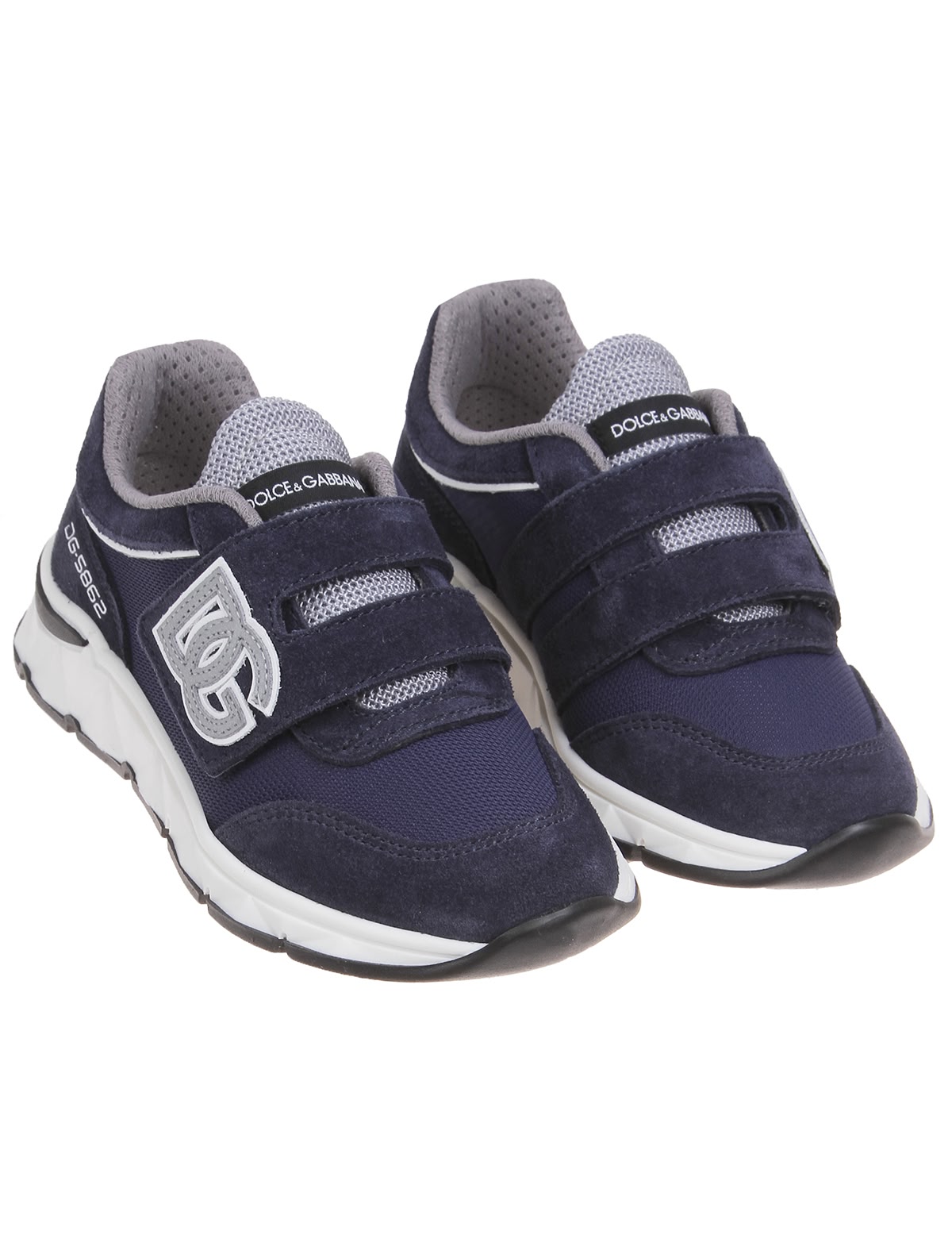 Синие кроссовки с лого