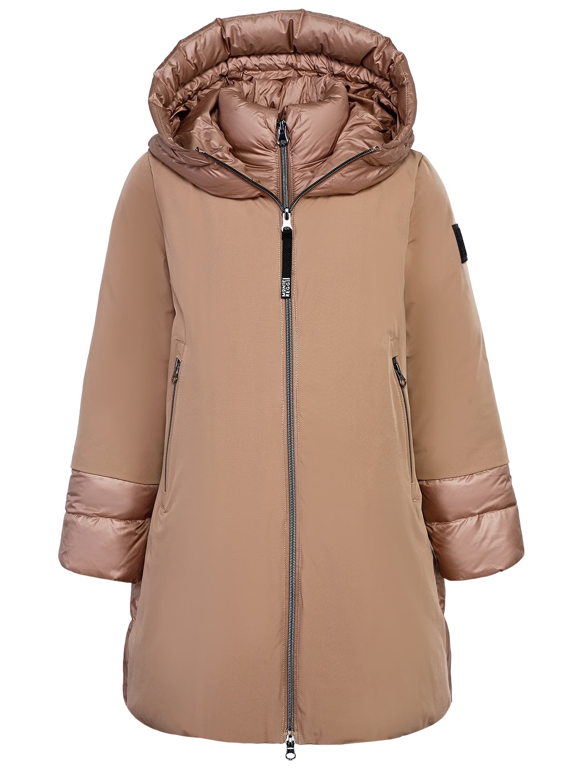 Бежевое пуховое пальто