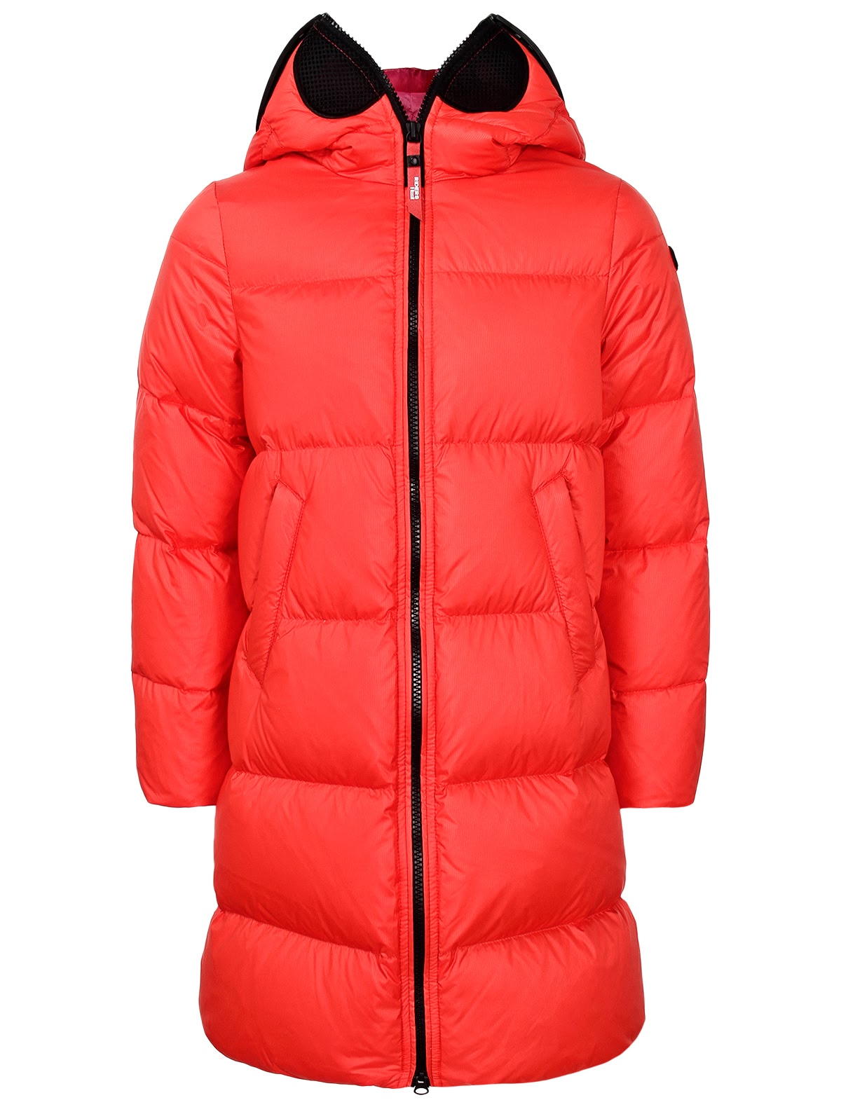 Ярко-красное пуховое пальто