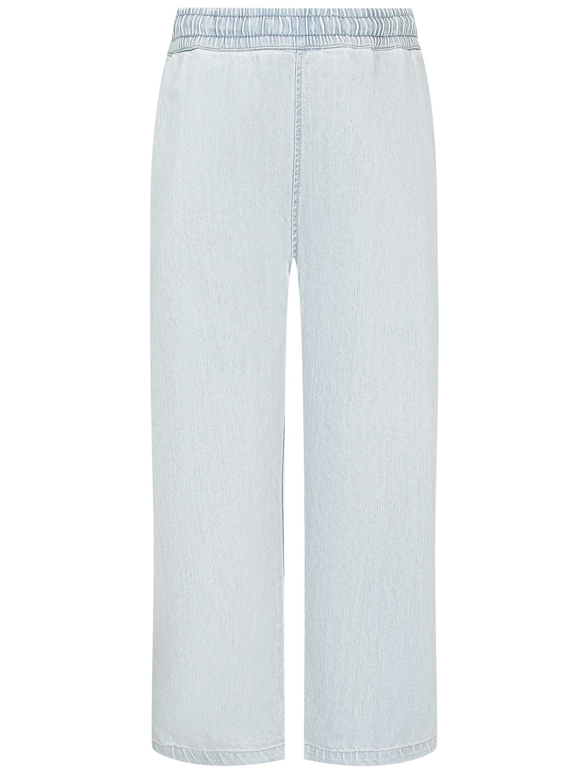 Голубые широкие джинсы