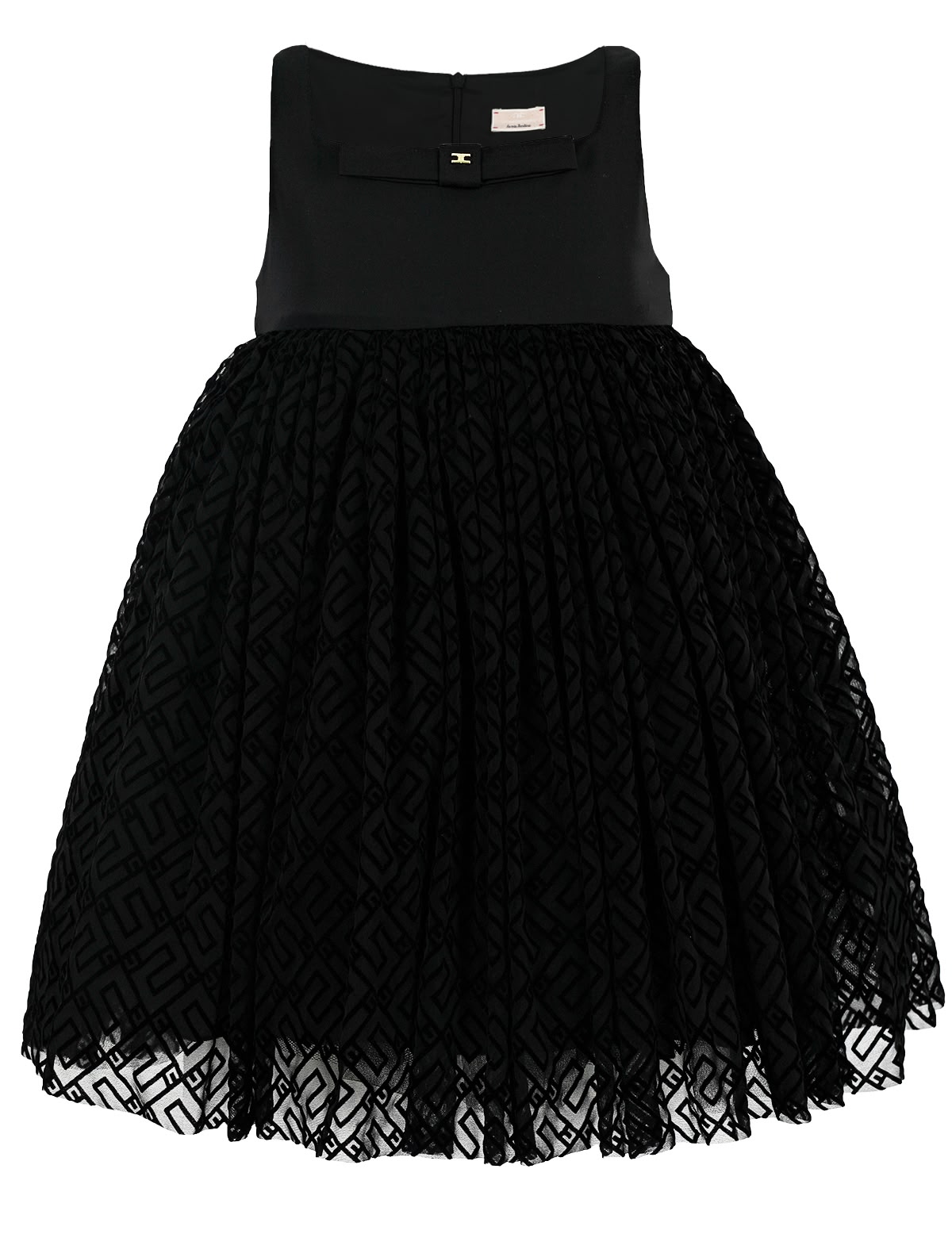 Платье с пышной юбкой