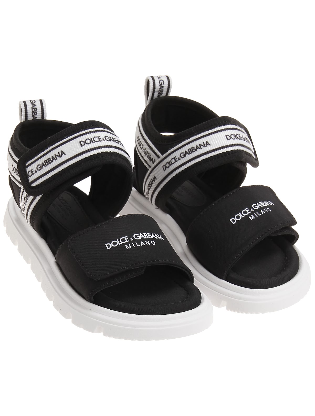 Чёрные сандалии на липучках