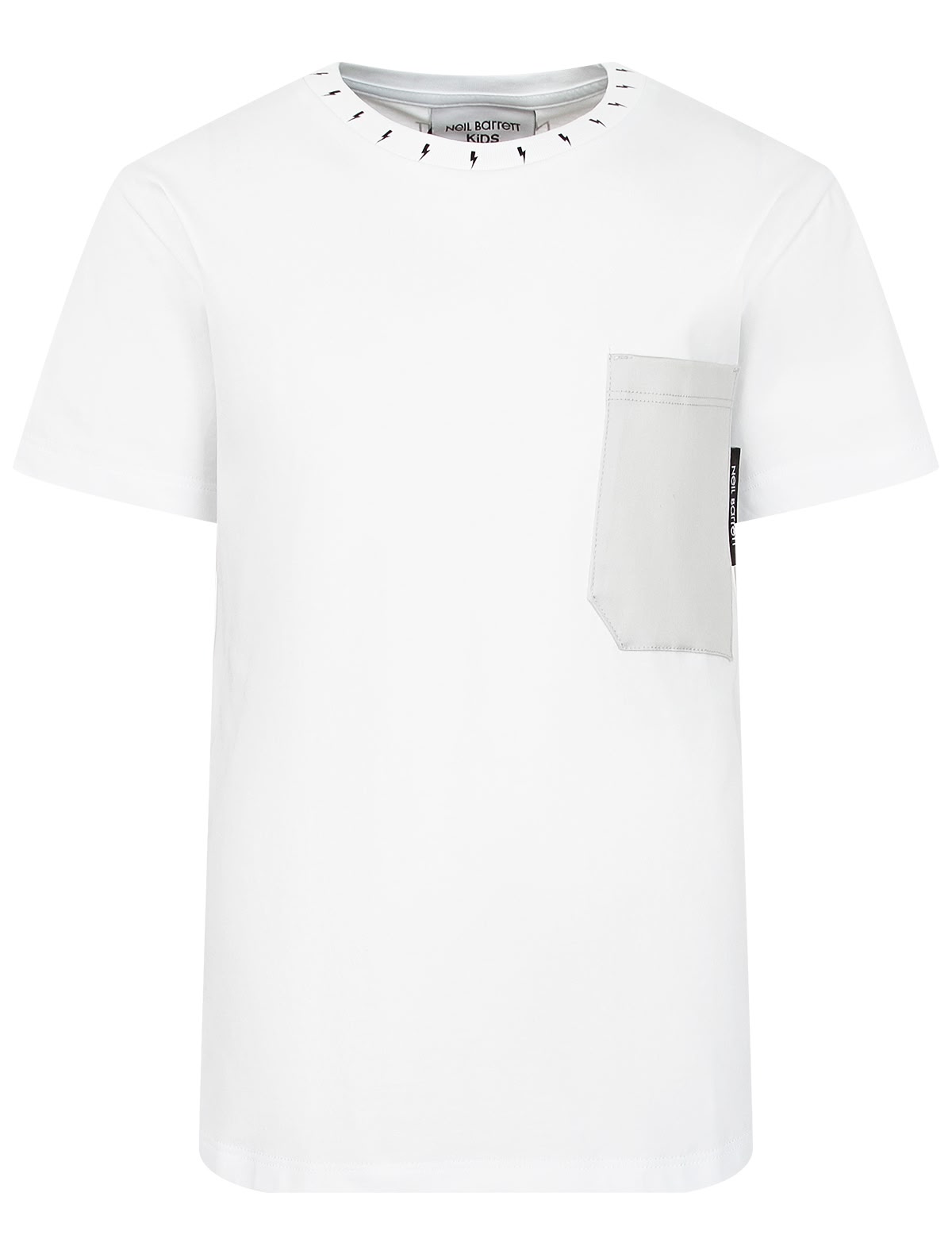 Футболка с карманом на груди