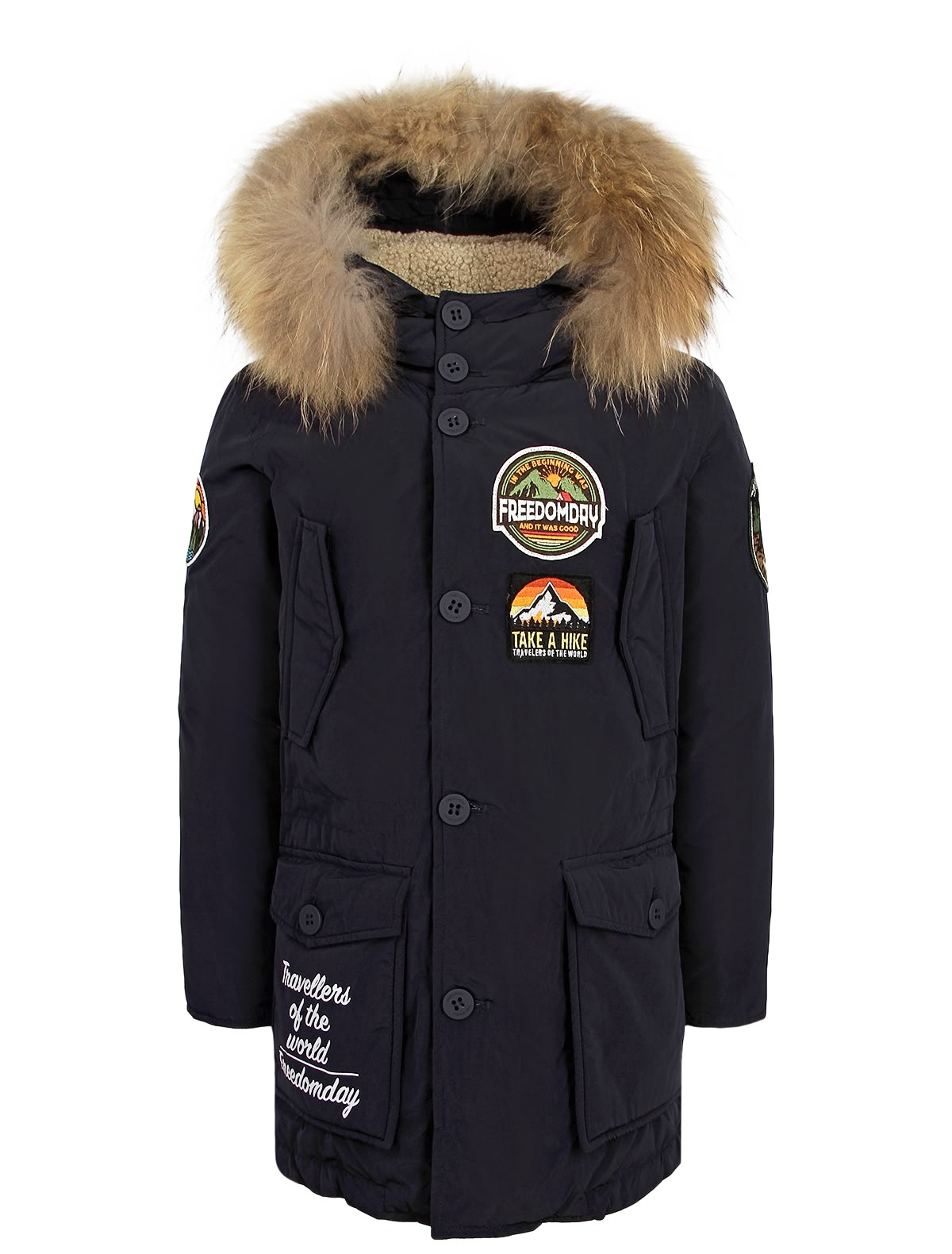 Парка с нашивками