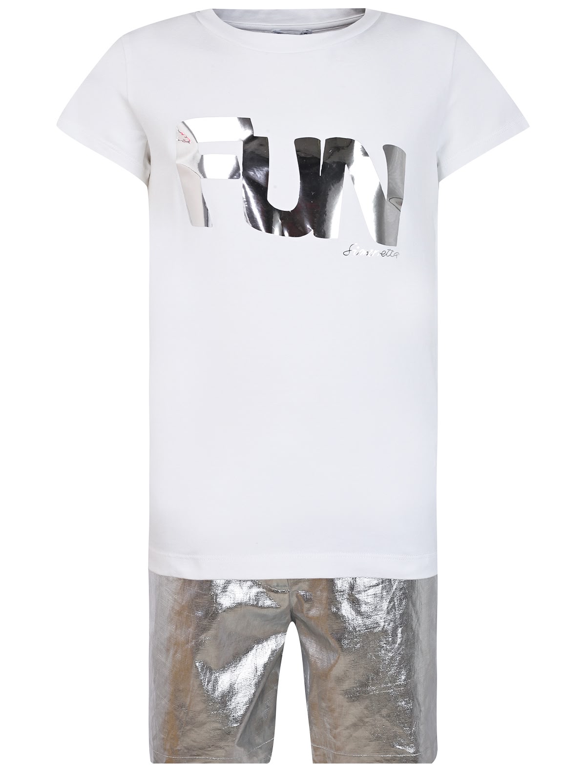 Комплект из блестящих шорт и футболки