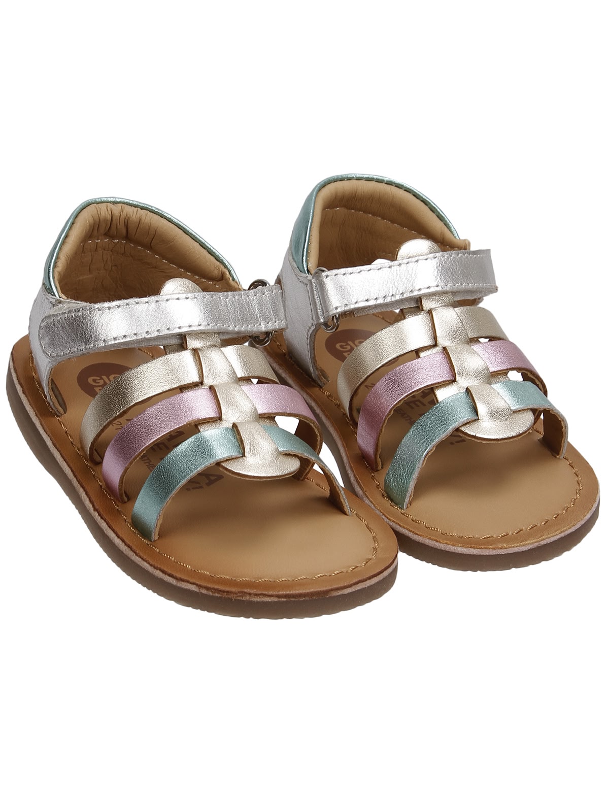 Перламутровые босоножки на липучках