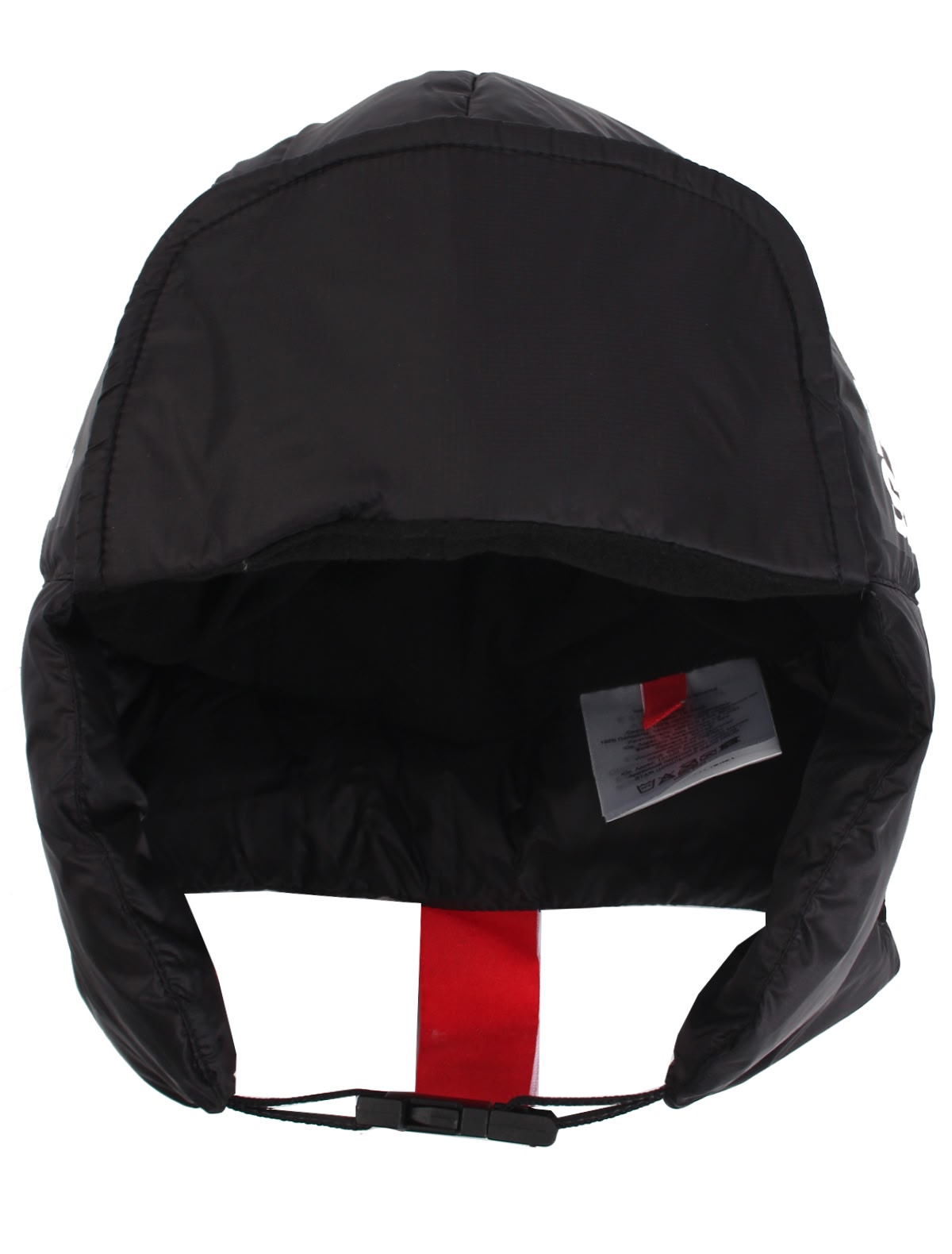 Шапка из нейлона