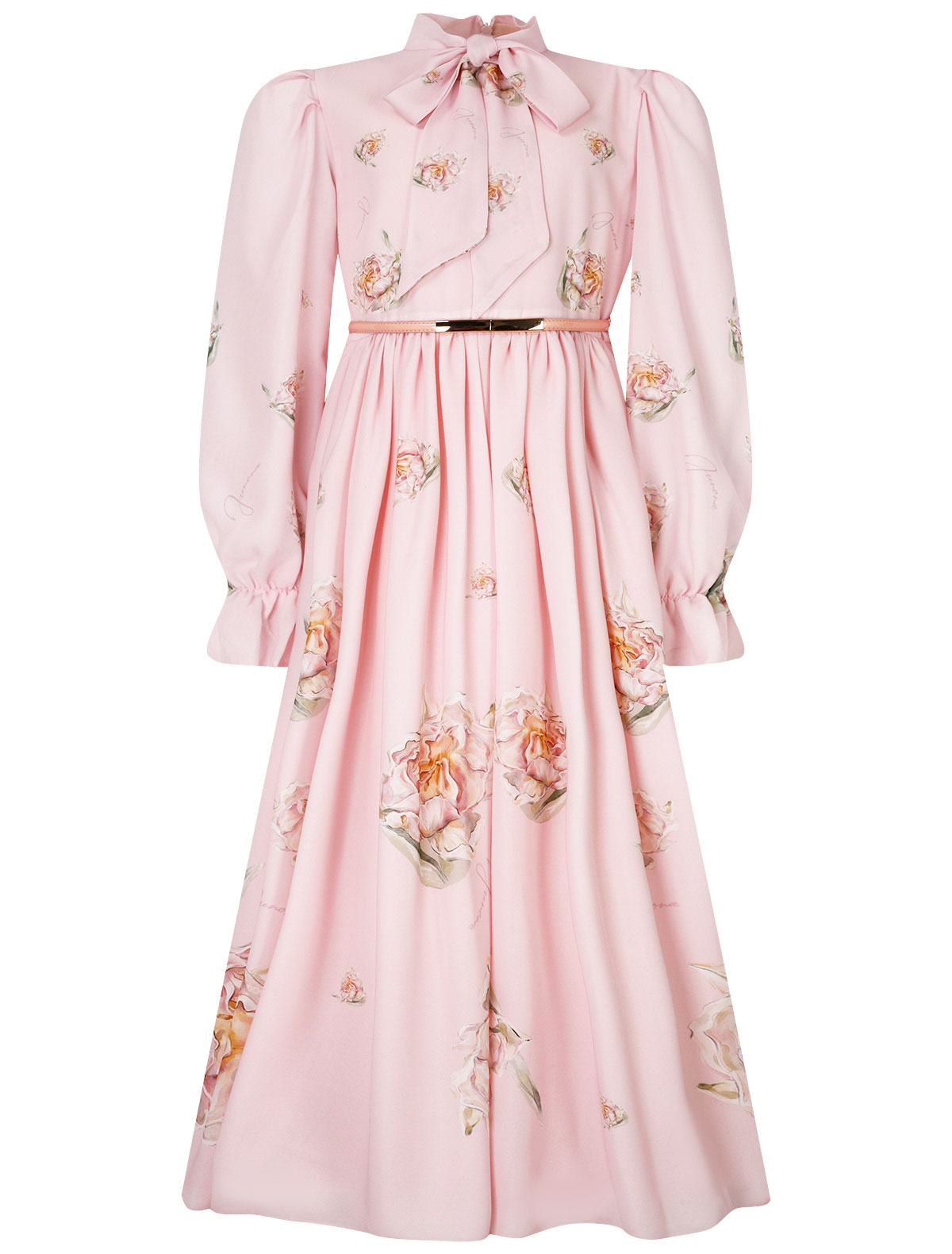 Длинное платье с поясом