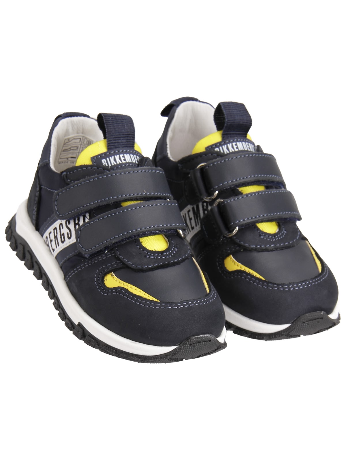 Кроссовки на липучках