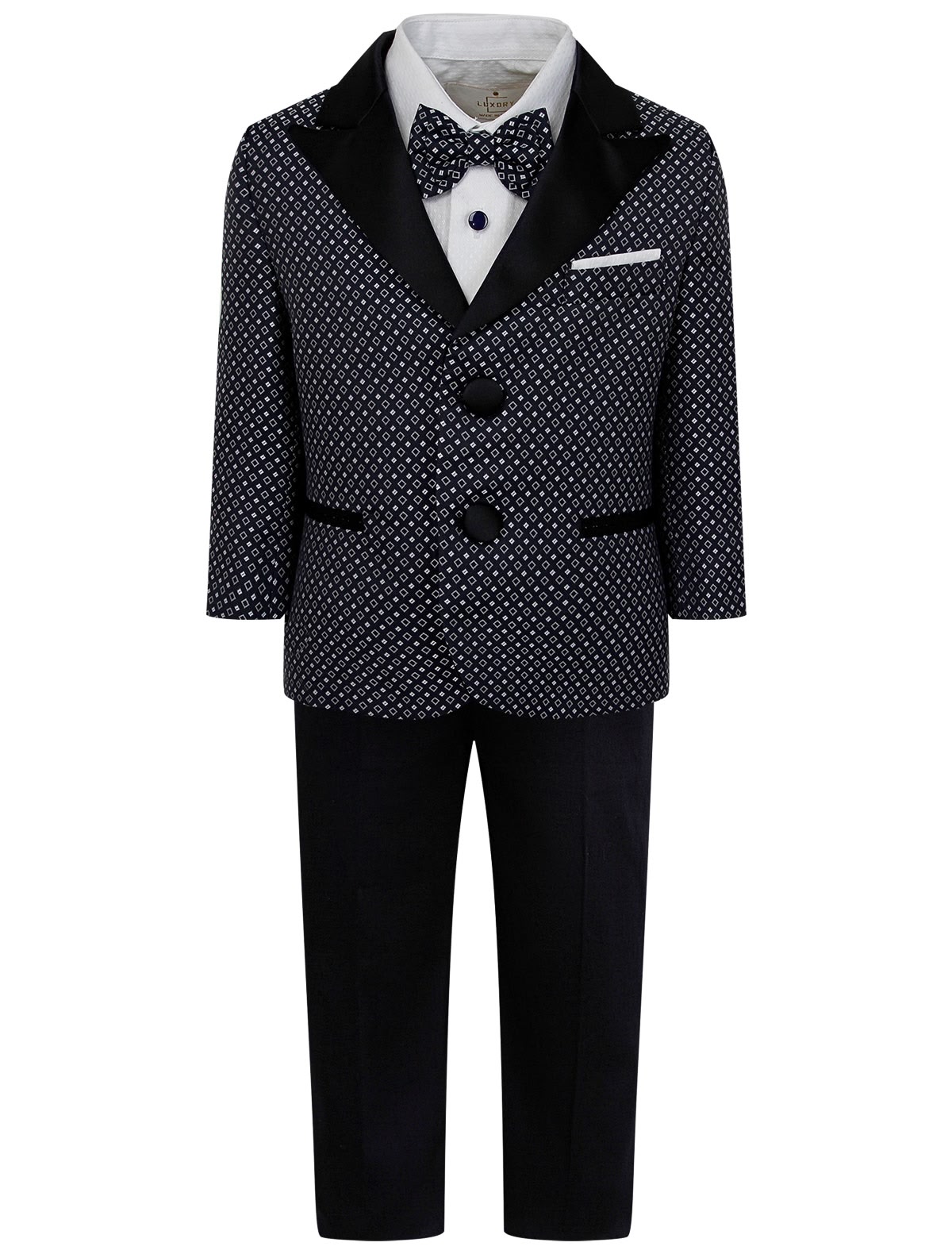 Костюм с жилетом и бабочкой