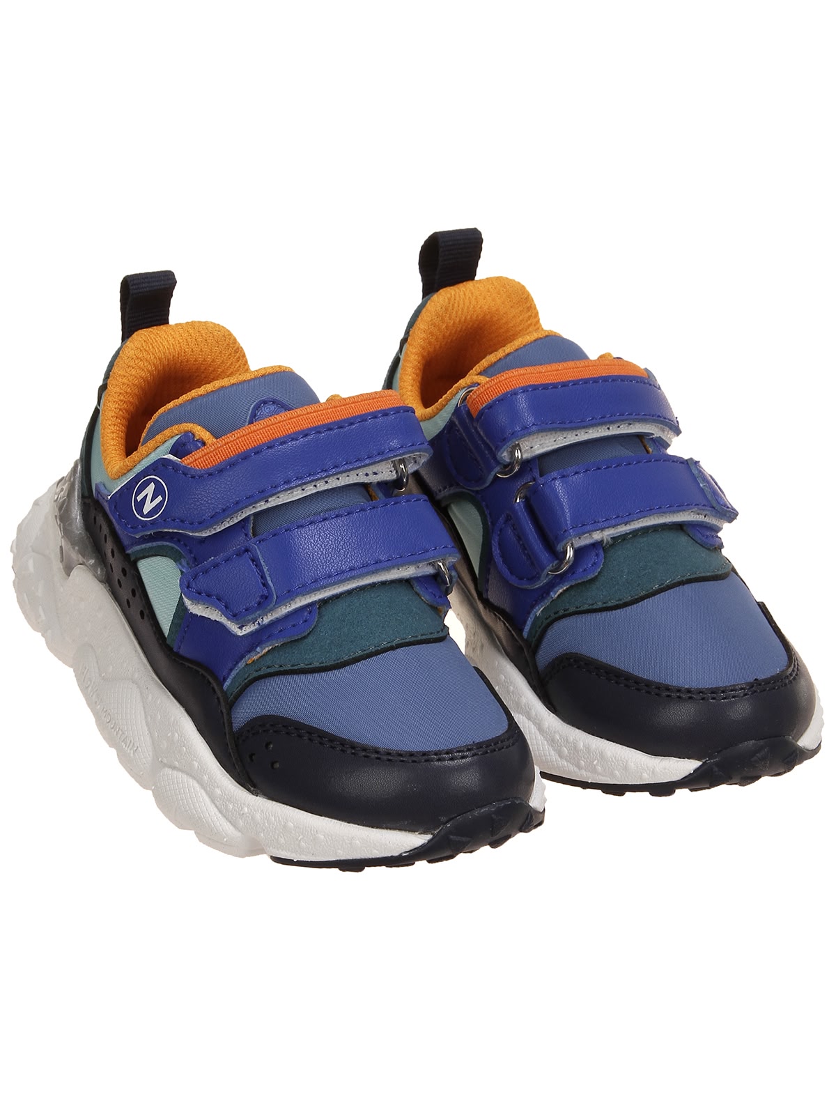 Кроссовки из комбинированных материалов на липучке