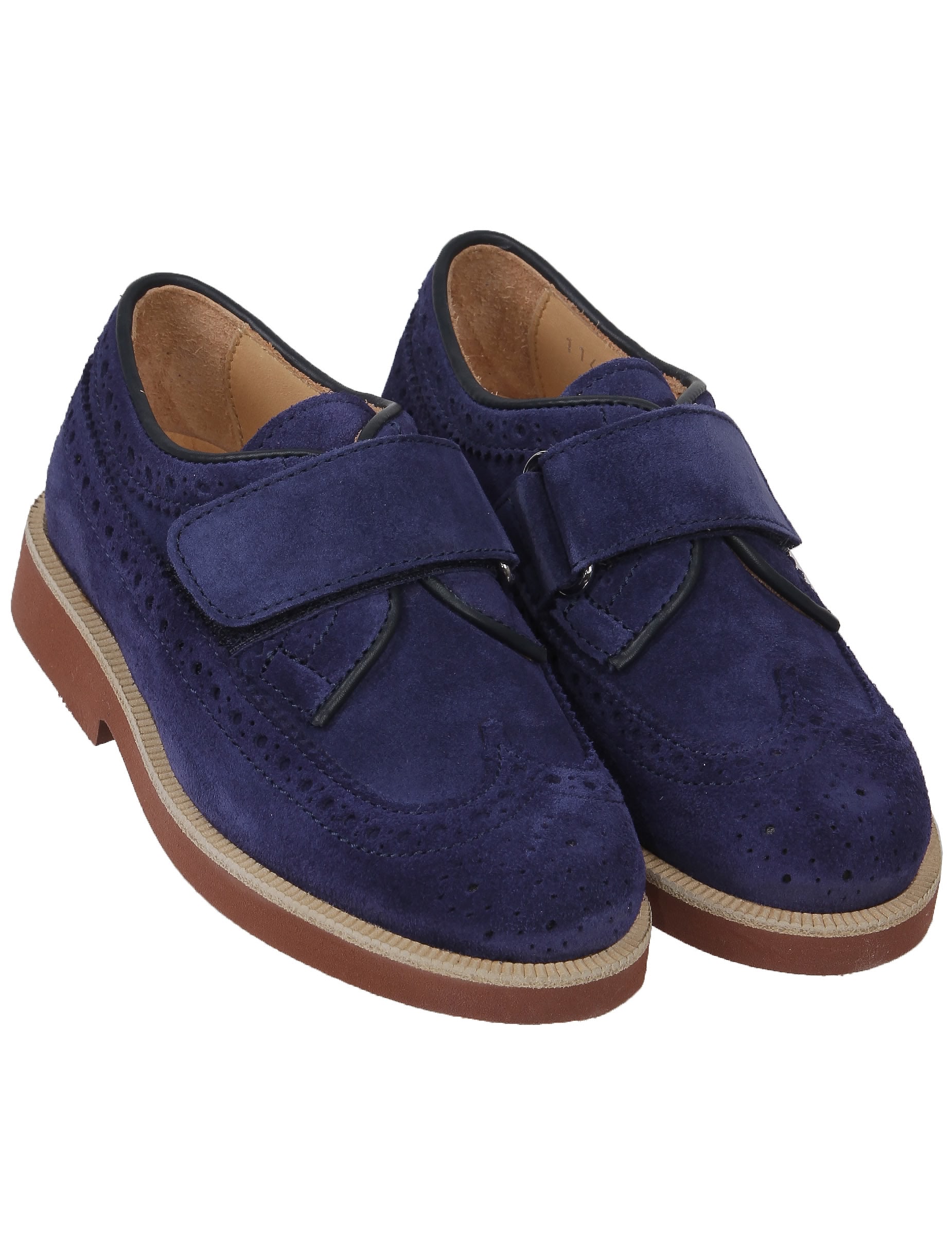 Замшевые туфли с перфорацией