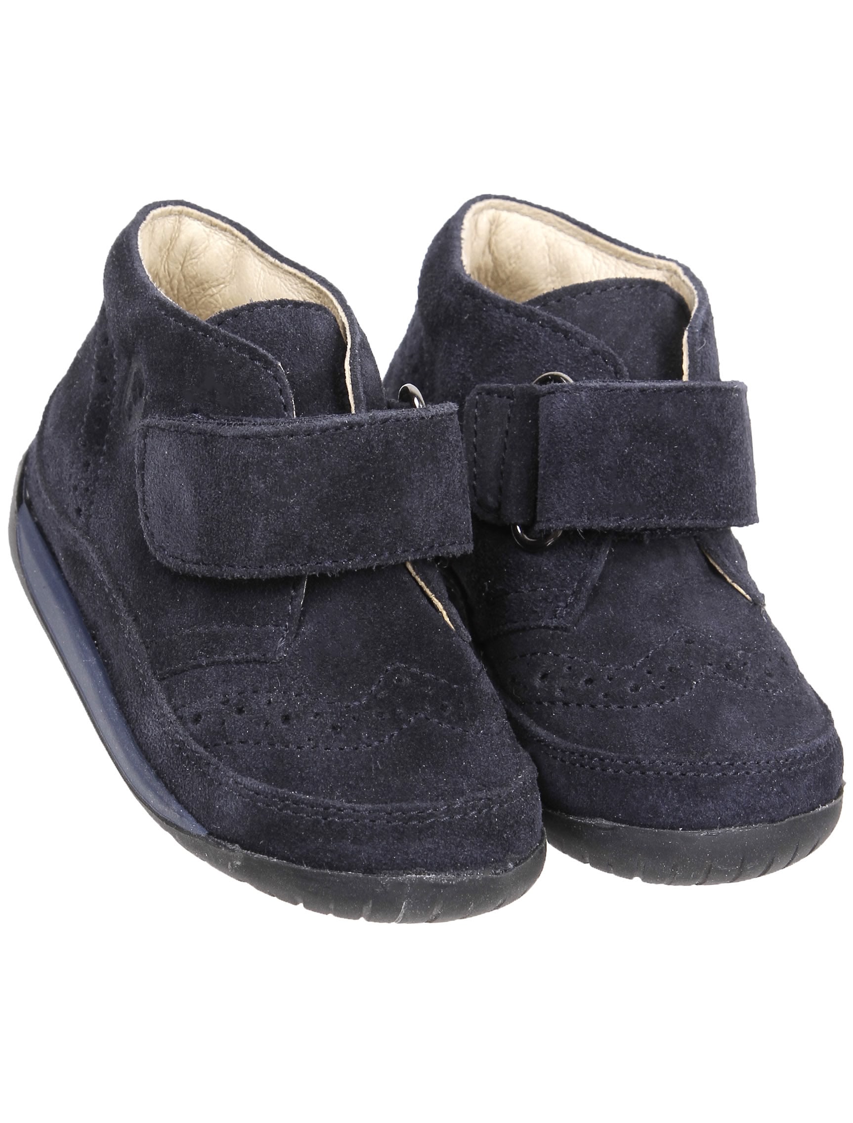 Ботинки из натуральной кожи на липучках