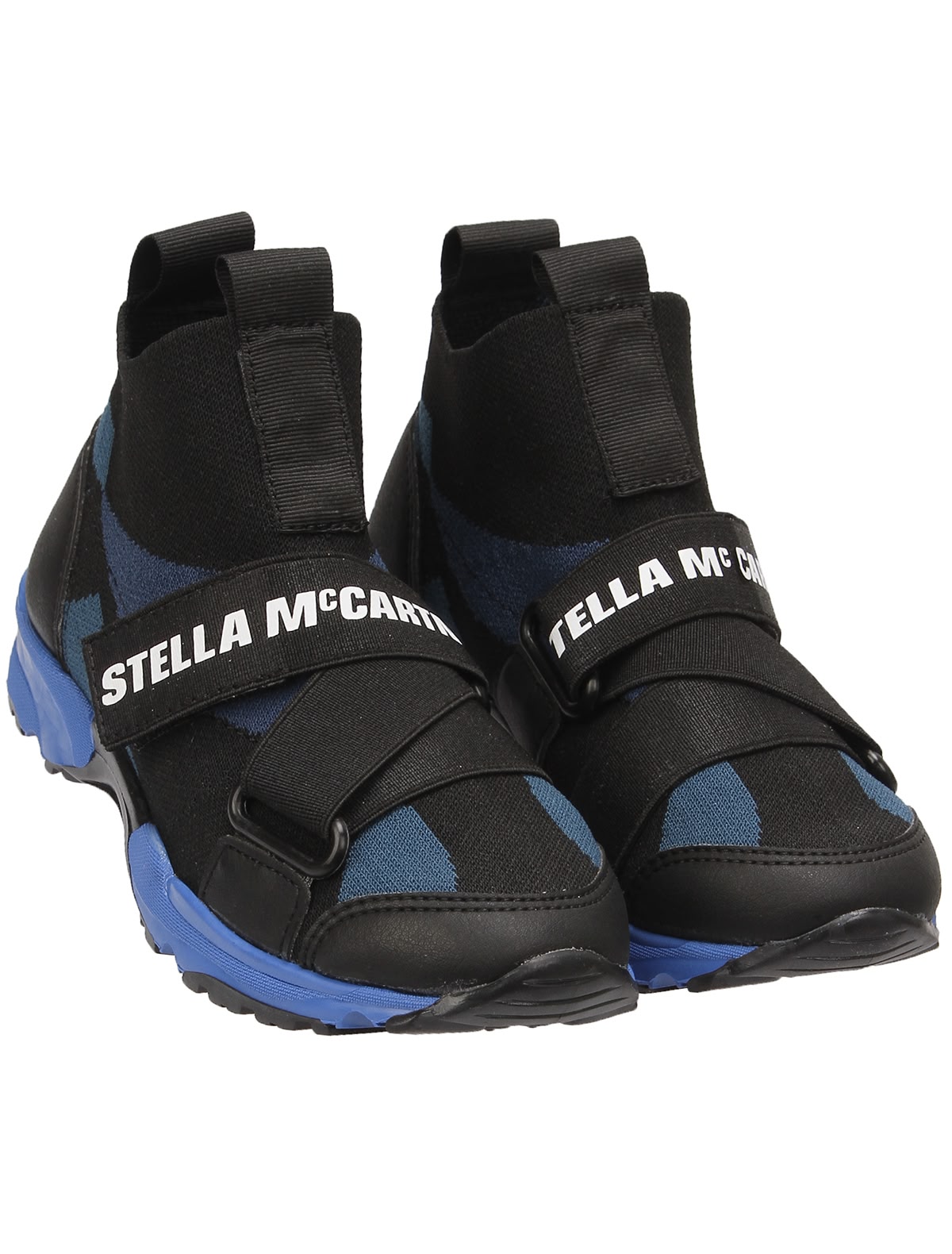 Кроссовки с контрастной подошвой