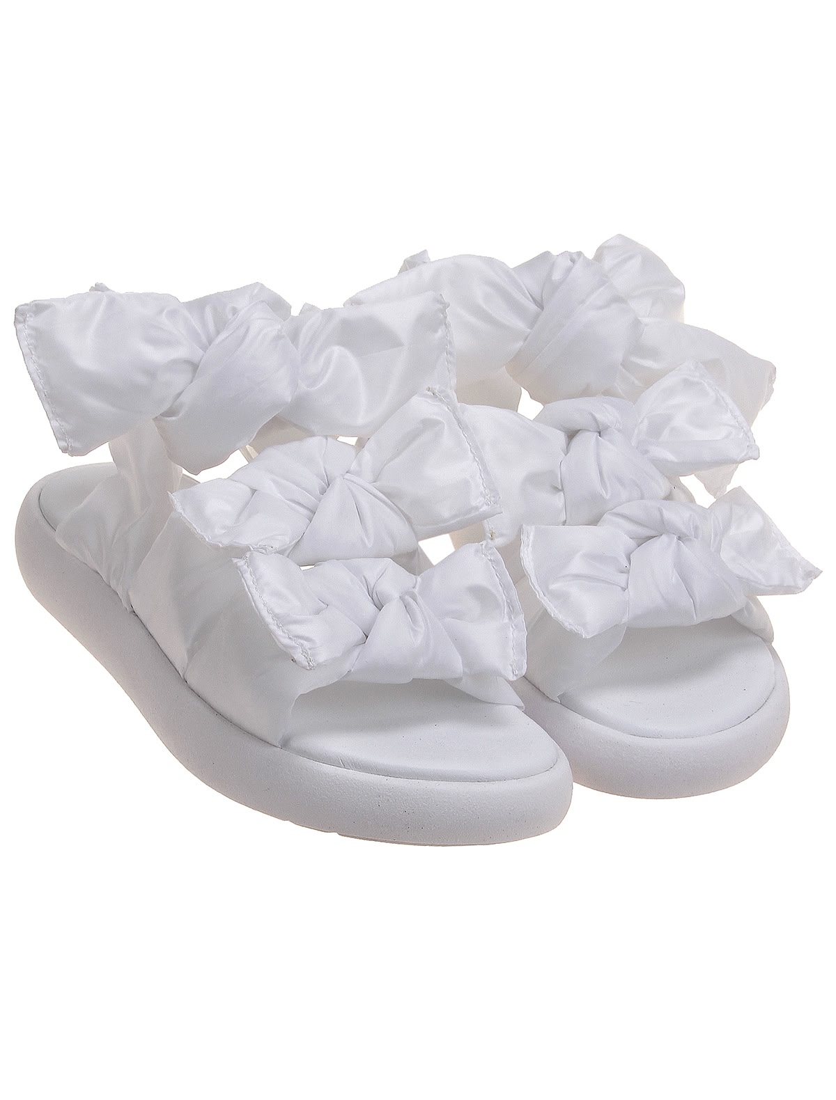 Босоножки с декором из бантов