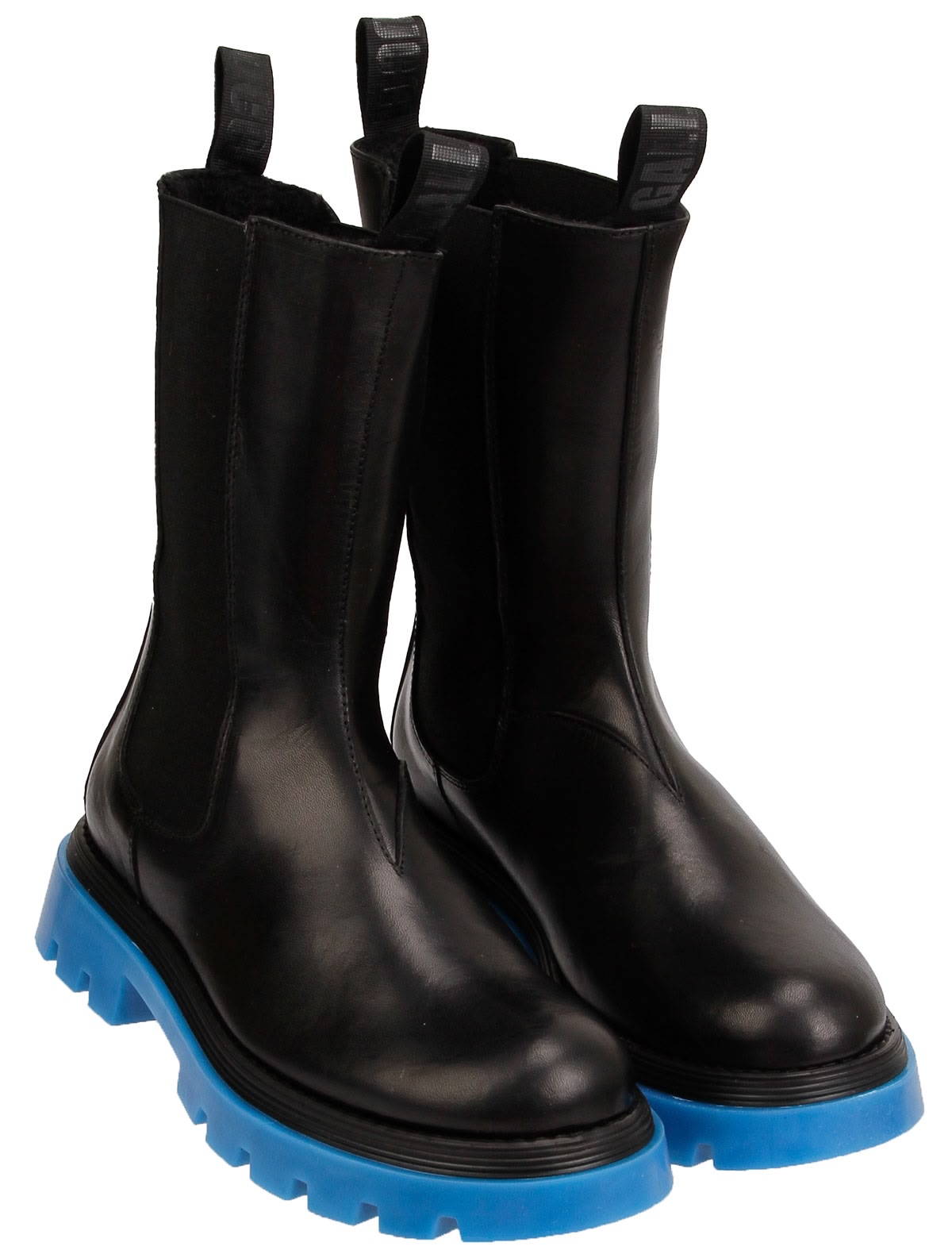 Челси с яркой подошвой