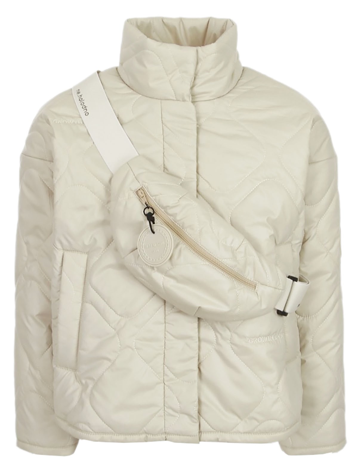 Бежевая куртка с сумкой