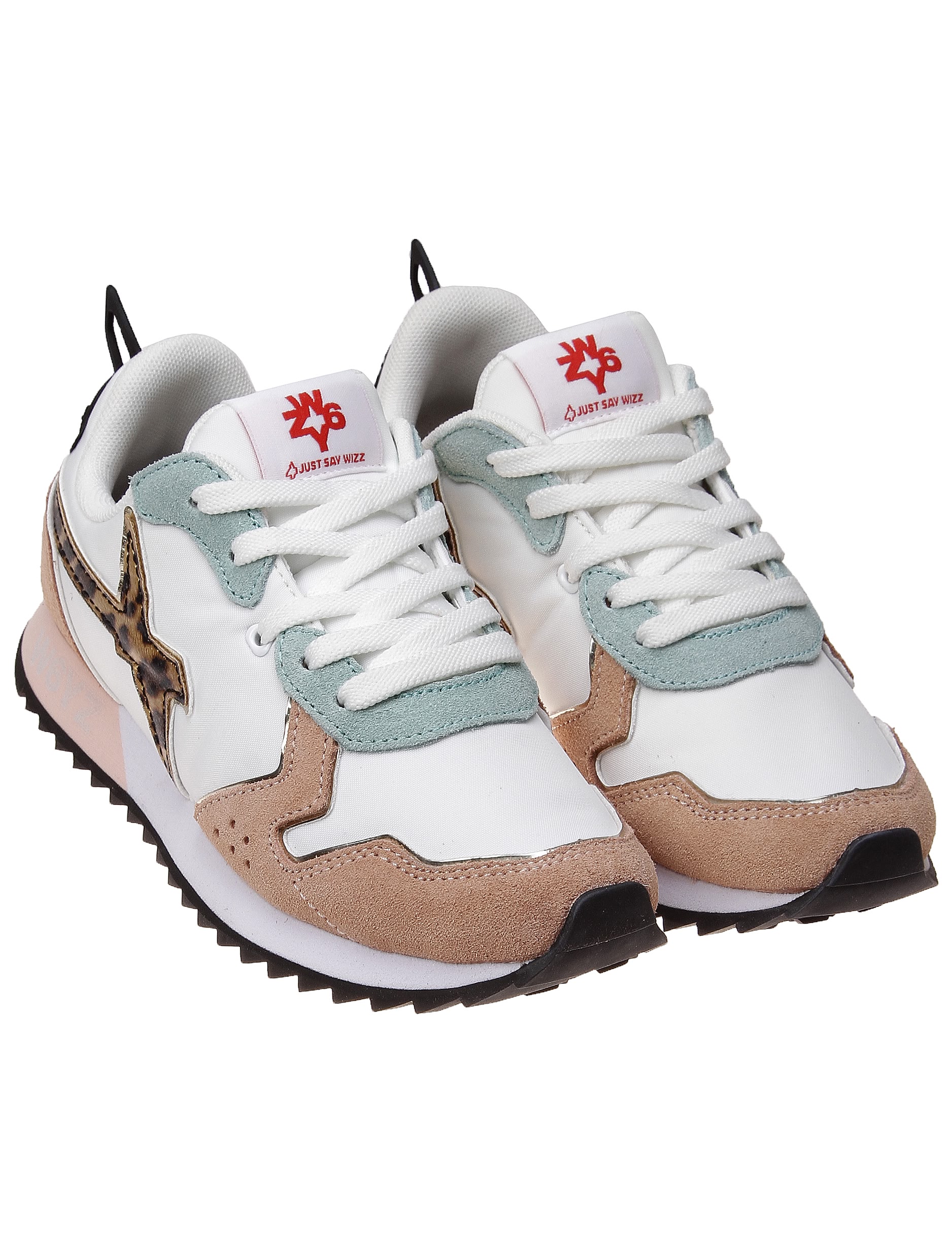 Кроссовки пастельных оттенков с резиновой подошвой