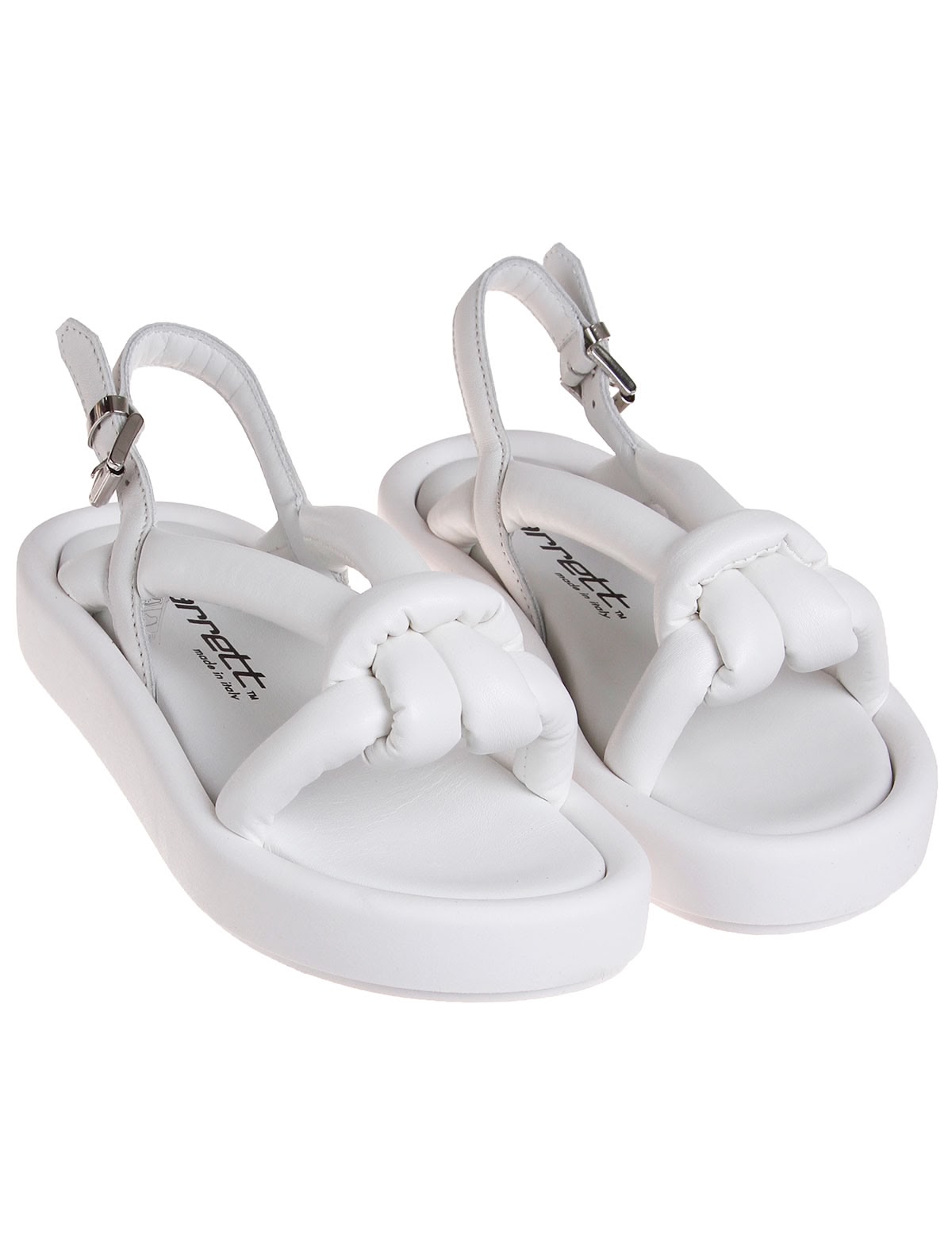 Белые босоножки