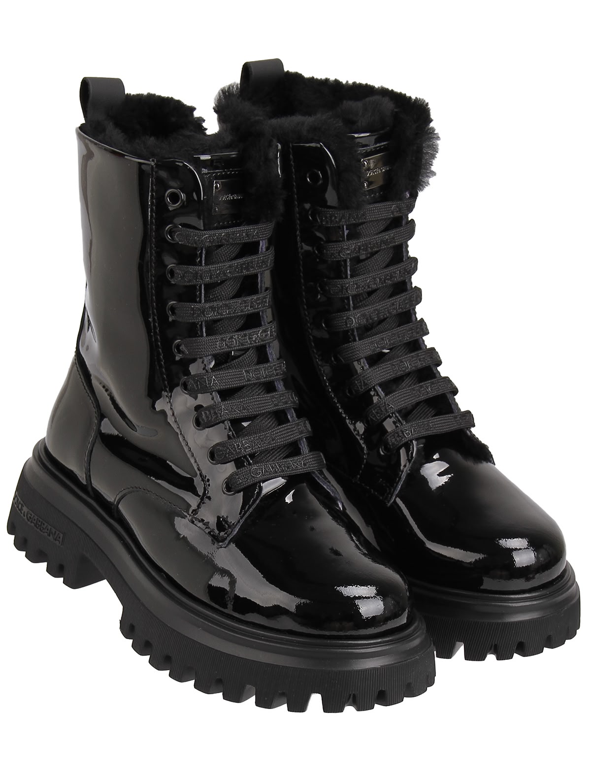 Лакированные ботинки