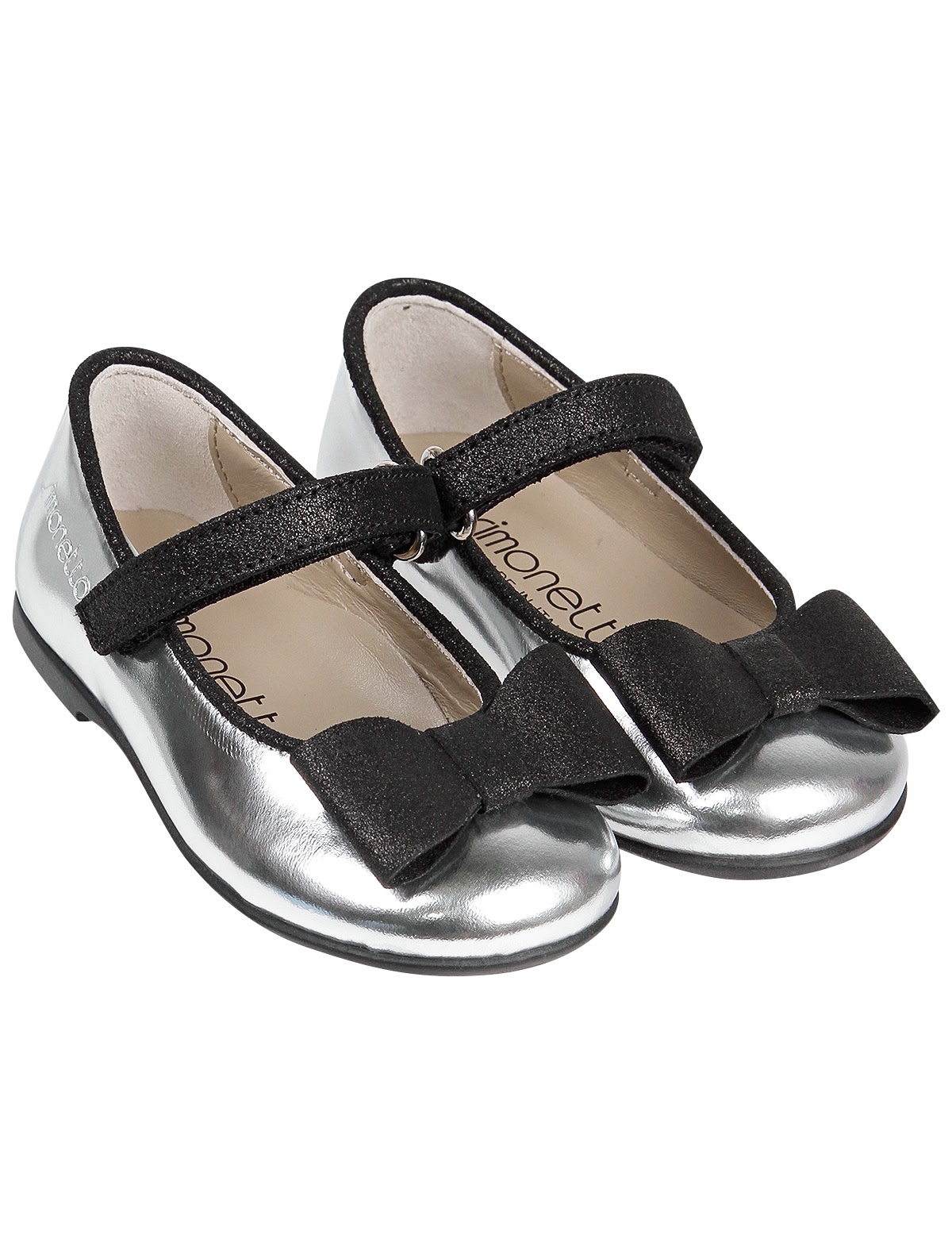 Серебристые туфли с бантами