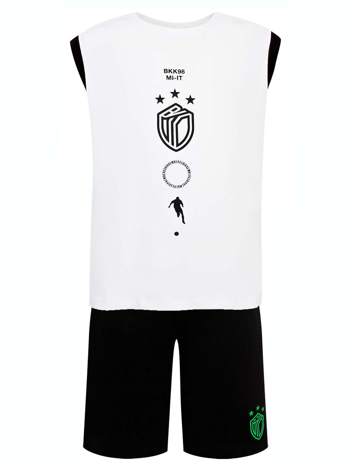 Комплект из шорт и майки