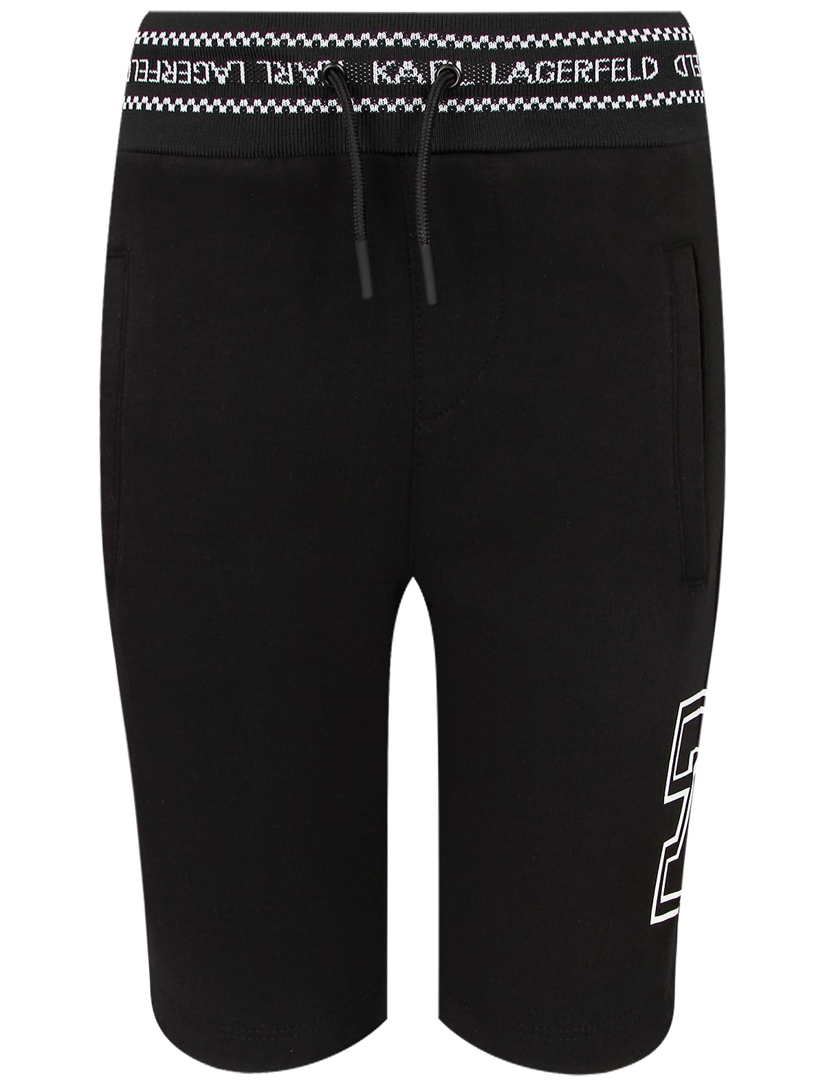 Чёрные шорты