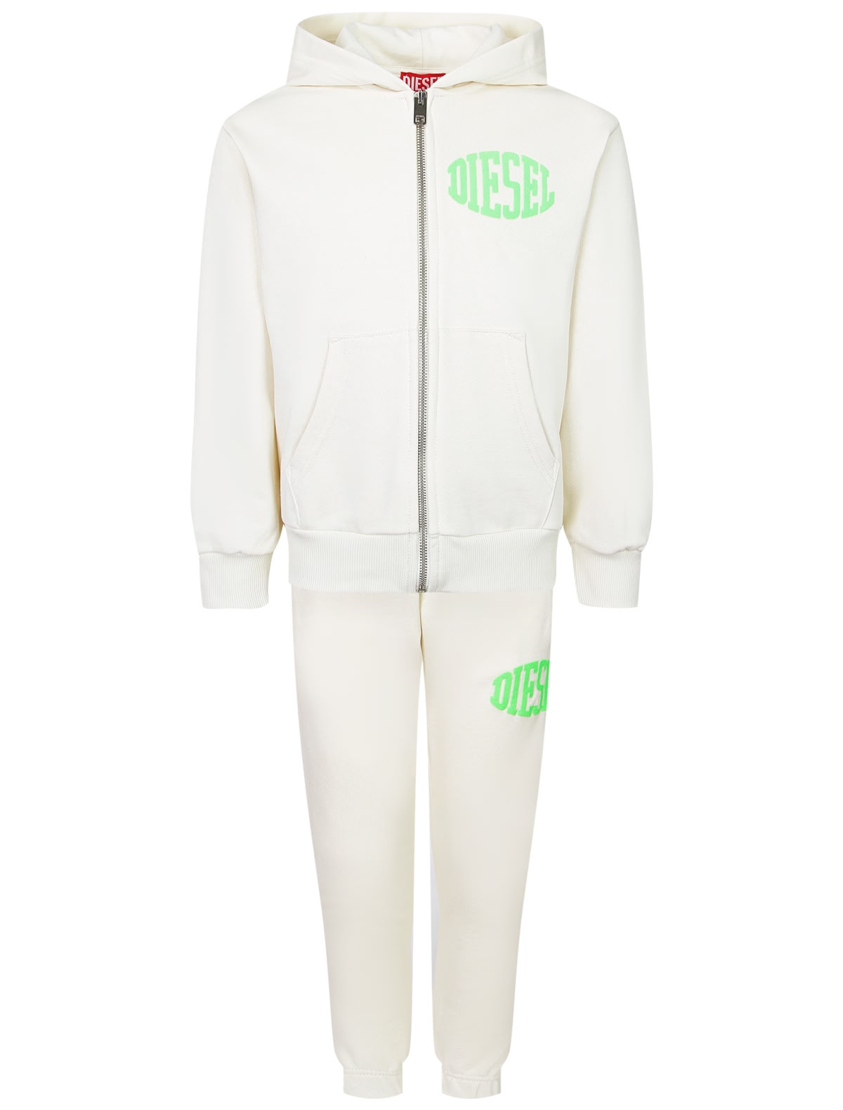 Кремовый спортивный костюм