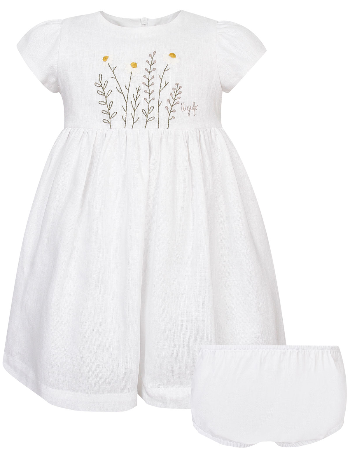 Льняное платье с вышивкой