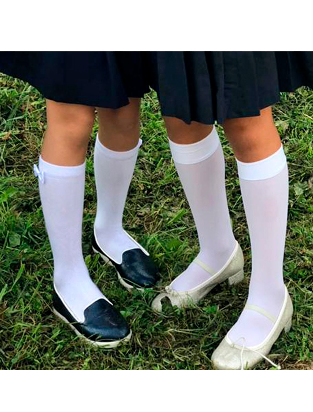 Видео белые гольфы. Белые гольфы. Гольфы школьные белые. Гольфы для девочек белые в школу. Гольфы для девочек в школу