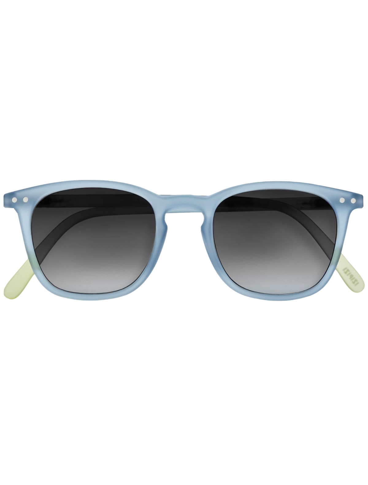 Очки солнцезащитные в голубой оправе