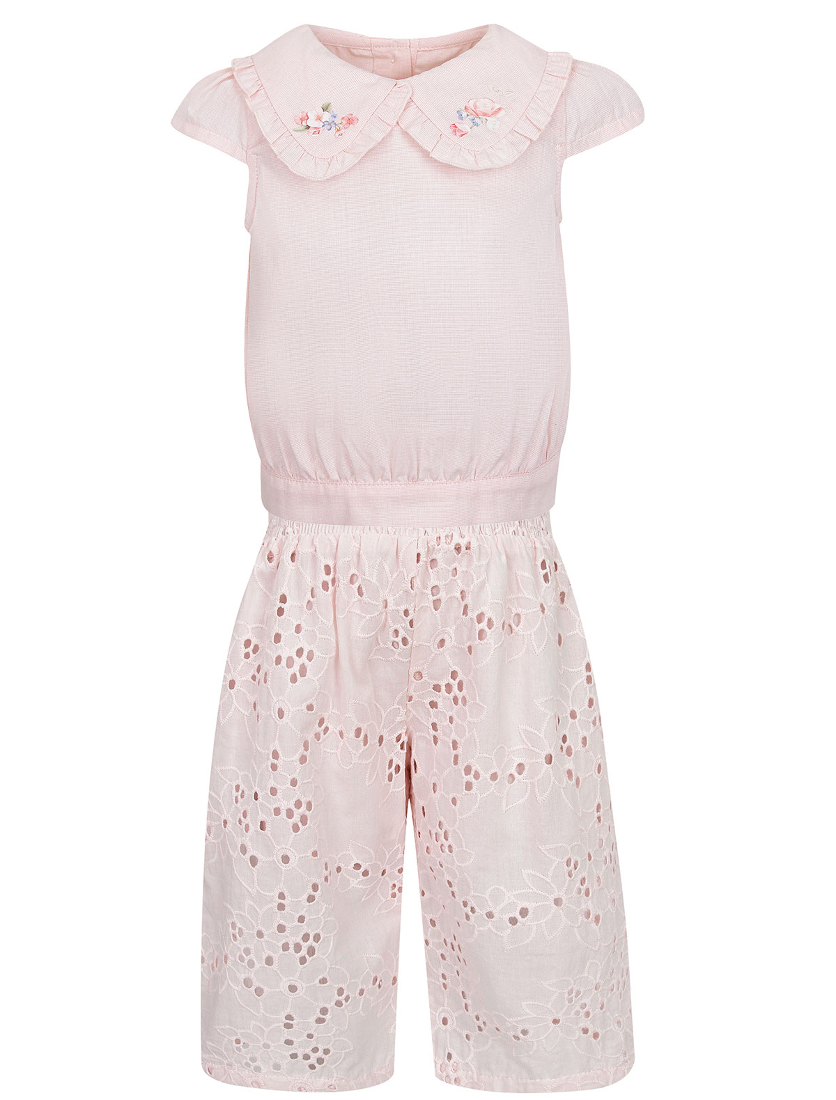 Комплект из футболки и ажурных шорт