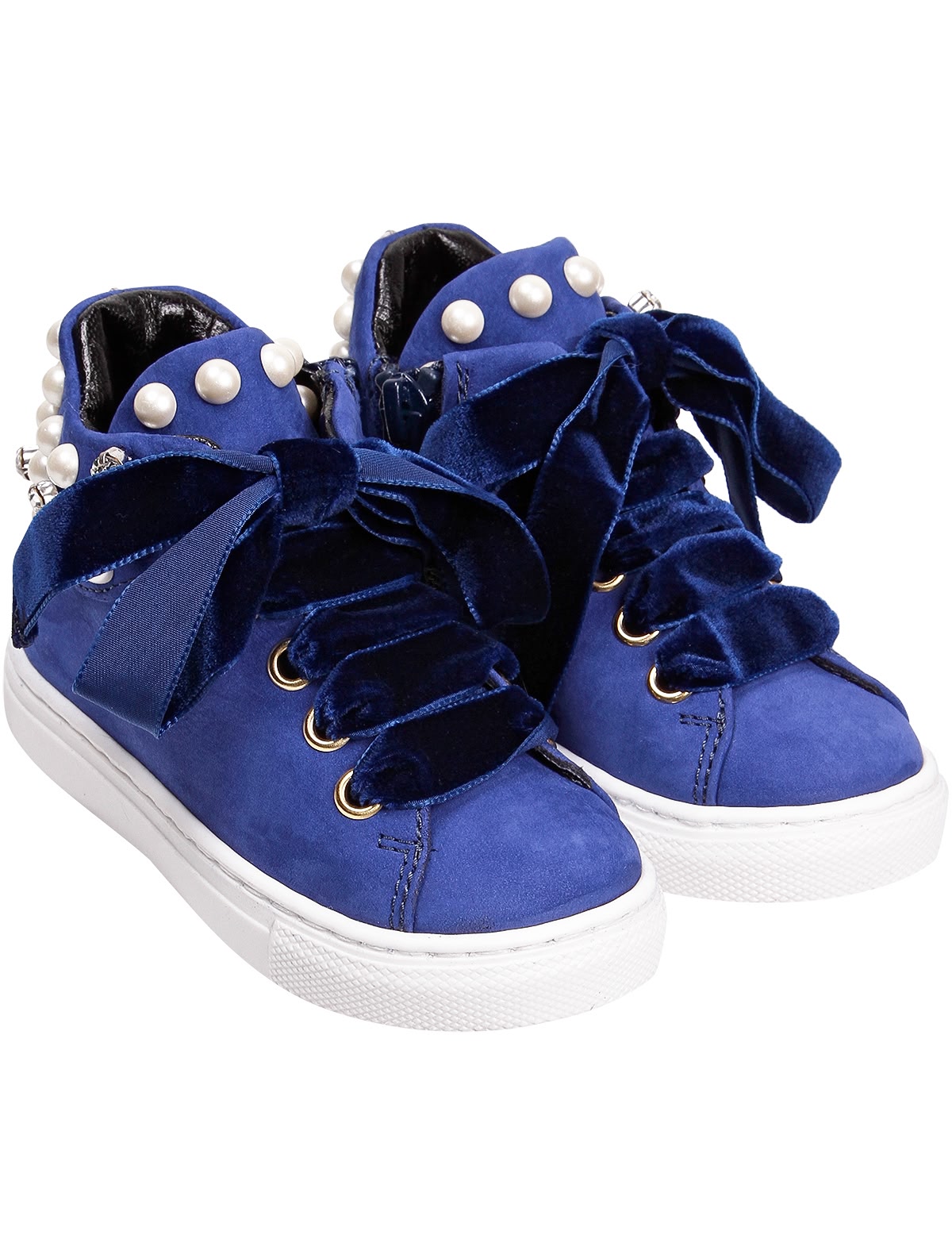 Кеды с бархатными шнурками и бусинами