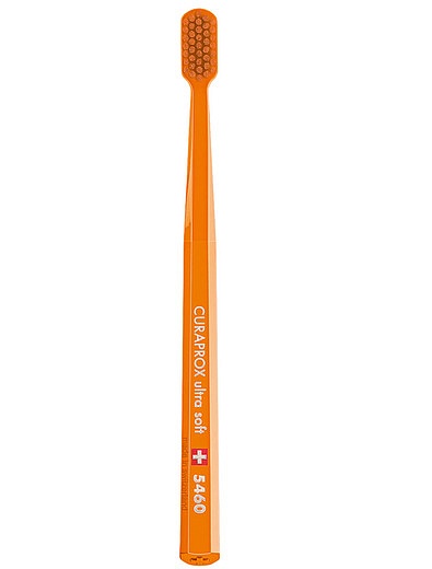 Оранжевая зубная щетка для взрослых CURAPROX - 6494528180544 - Фото 1
