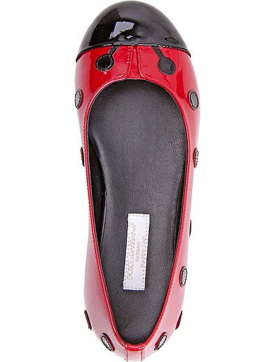 Туфли из лакированной кожи с аппликацией «божья коровка» Dolce & Gabbana - 2013009780055 - Фото 4